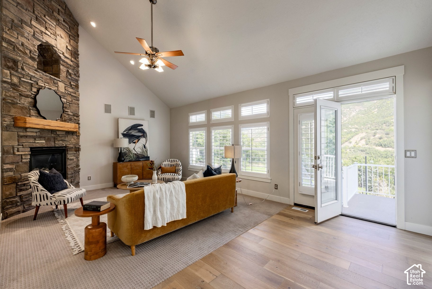 property viewer photo 5