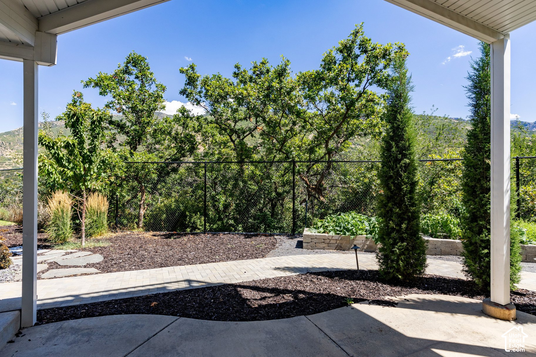 property viewer photo 56