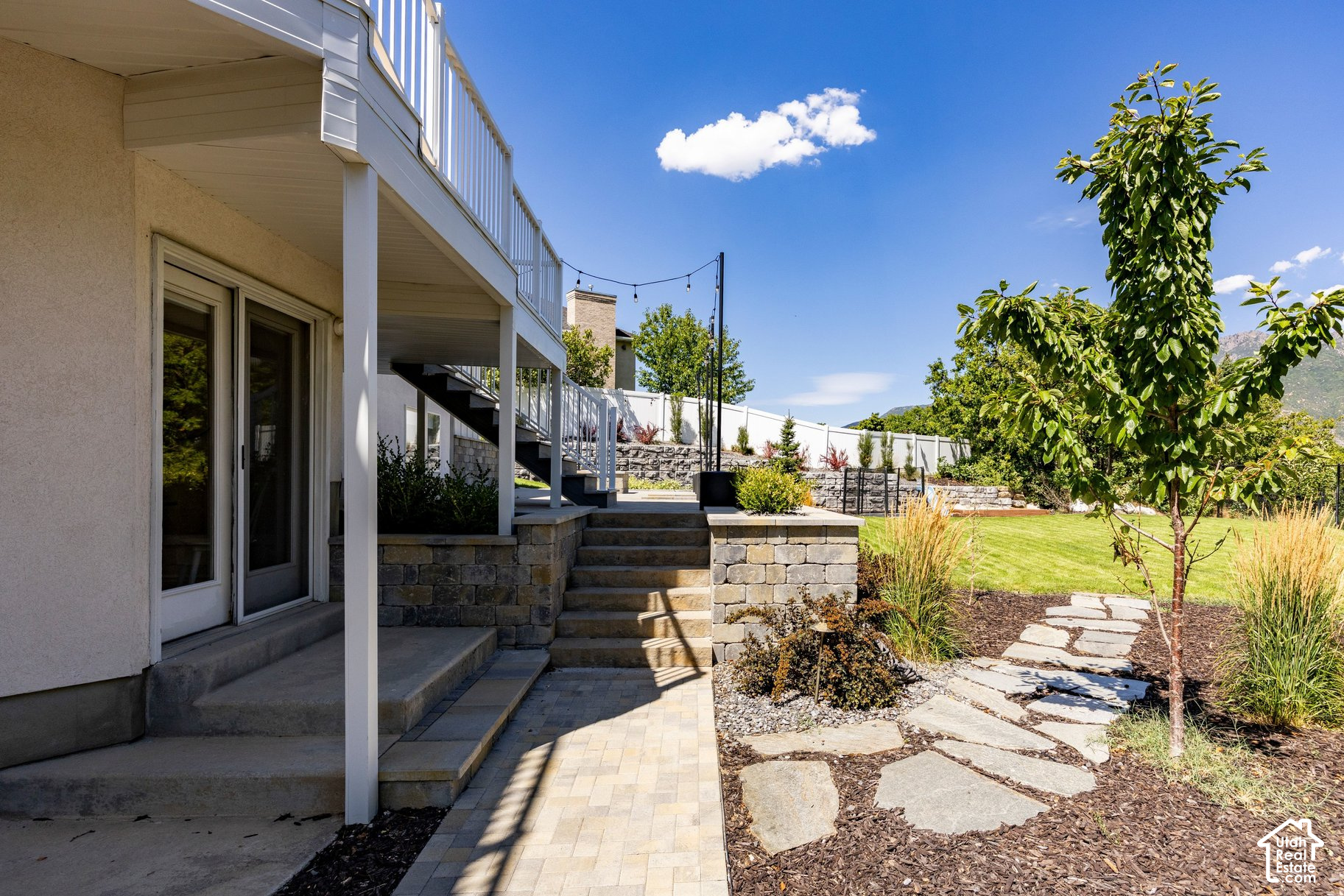property viewer photo 57