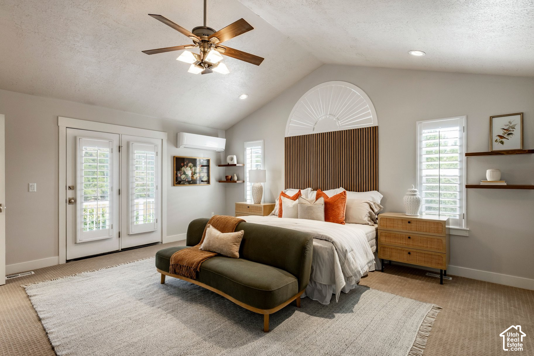 property viewer photo 6