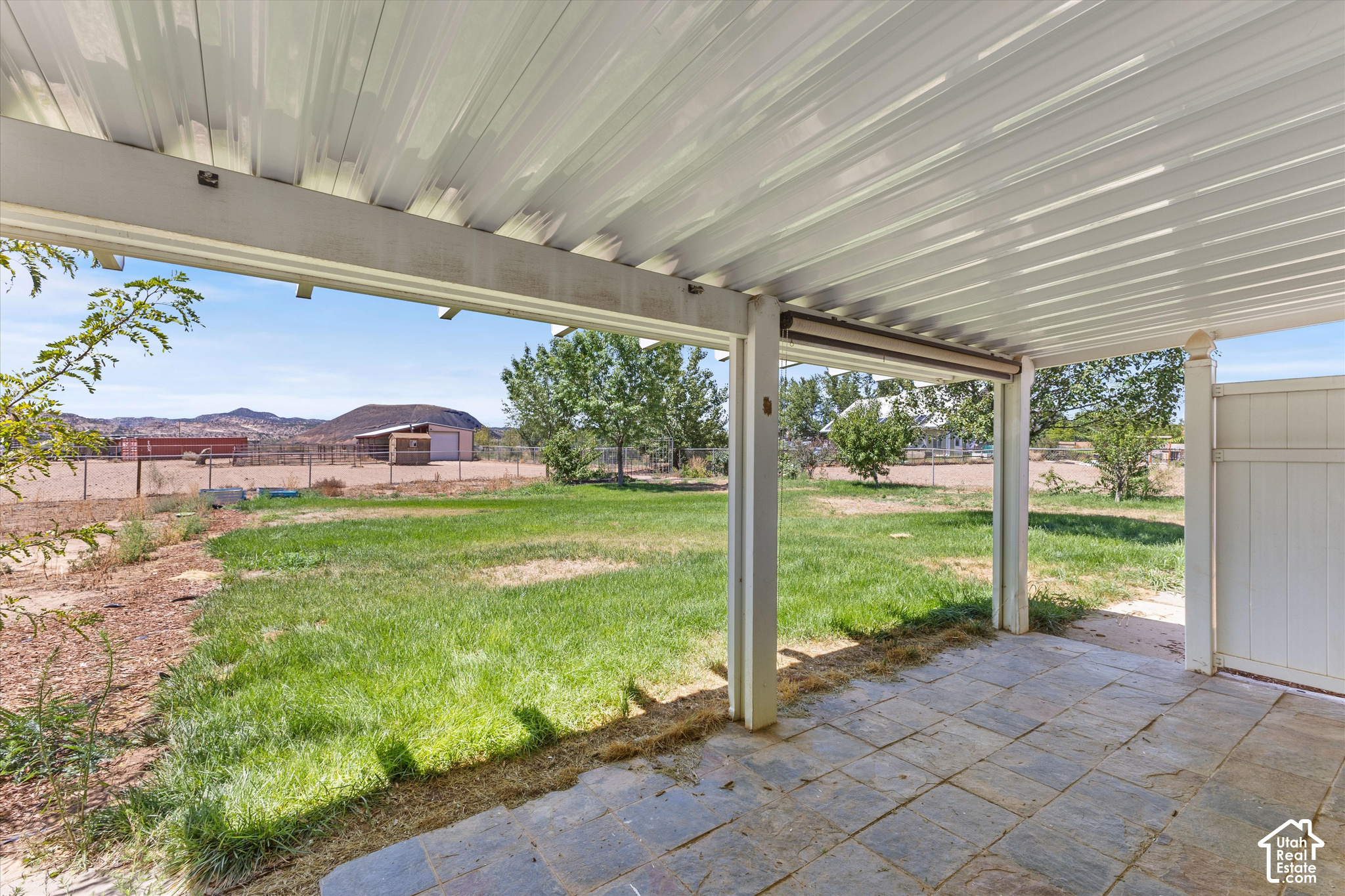 main property photo 27