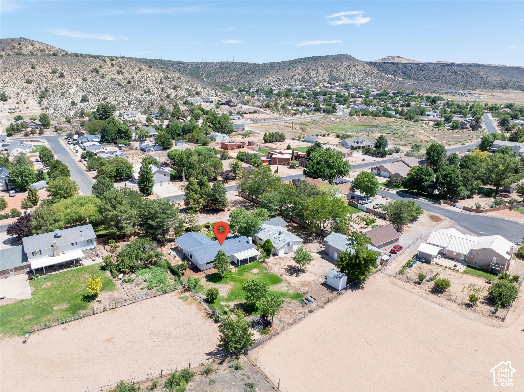 main property photo 40