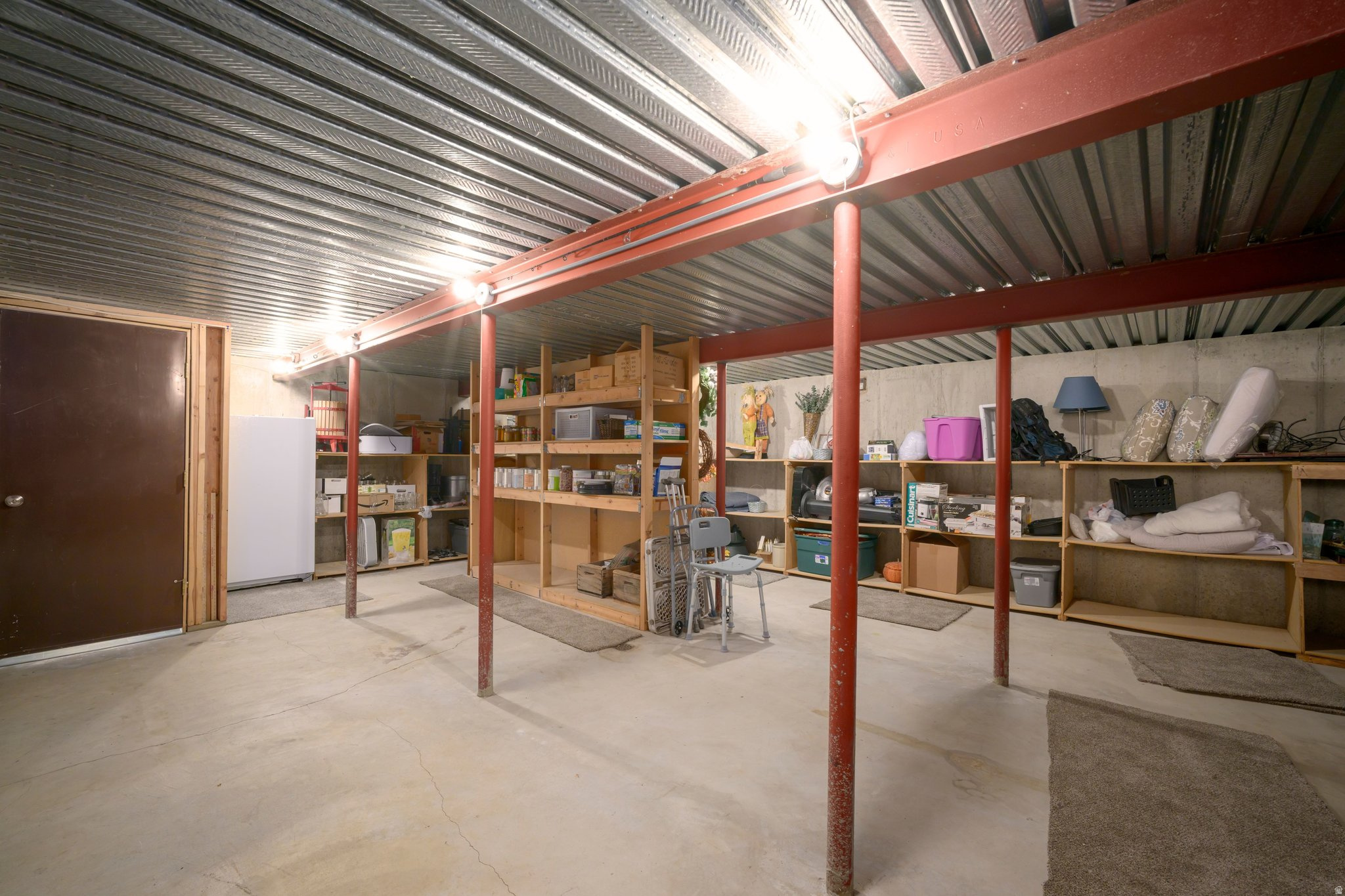 main property photo 33