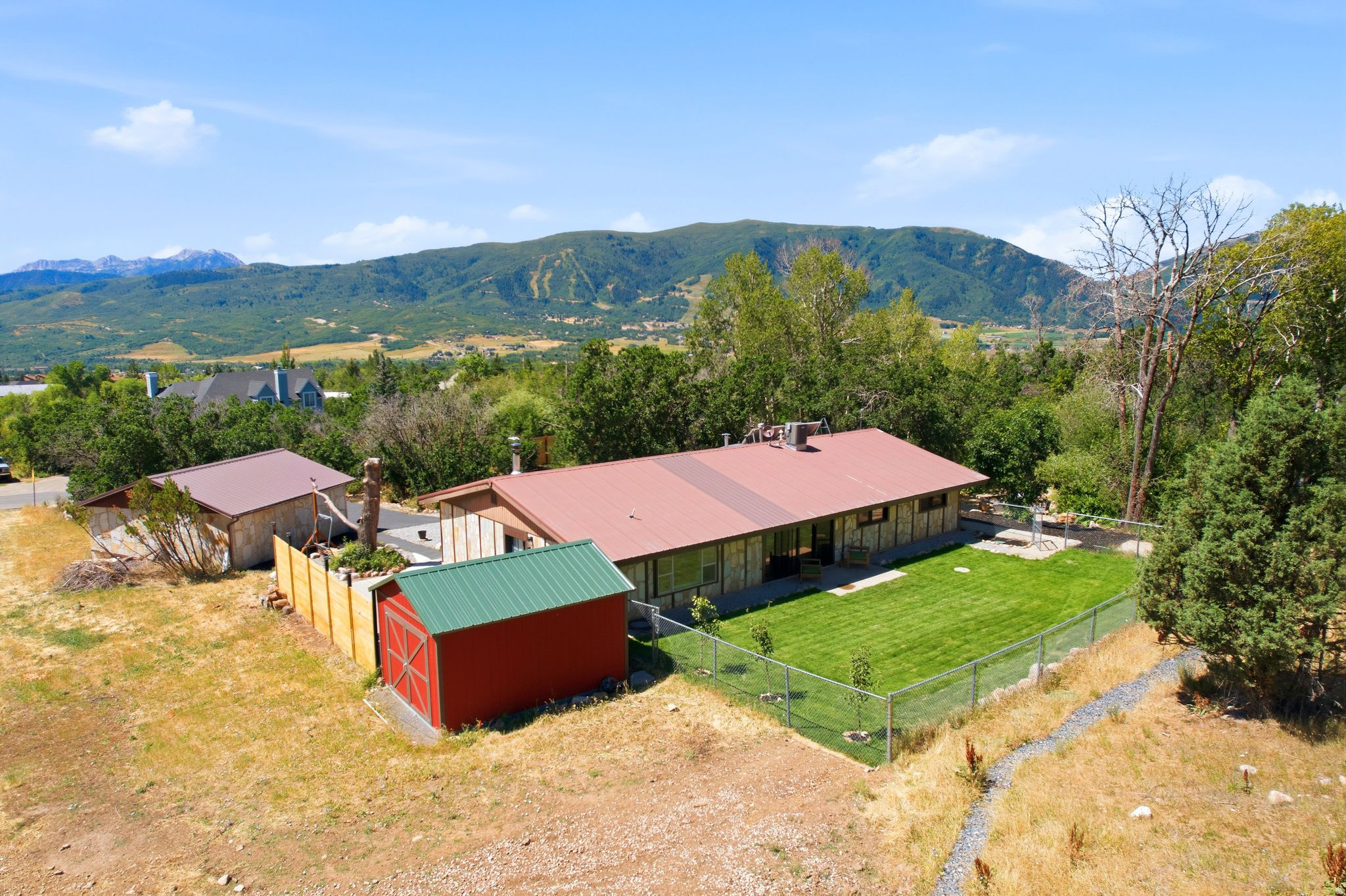 main property photo 51