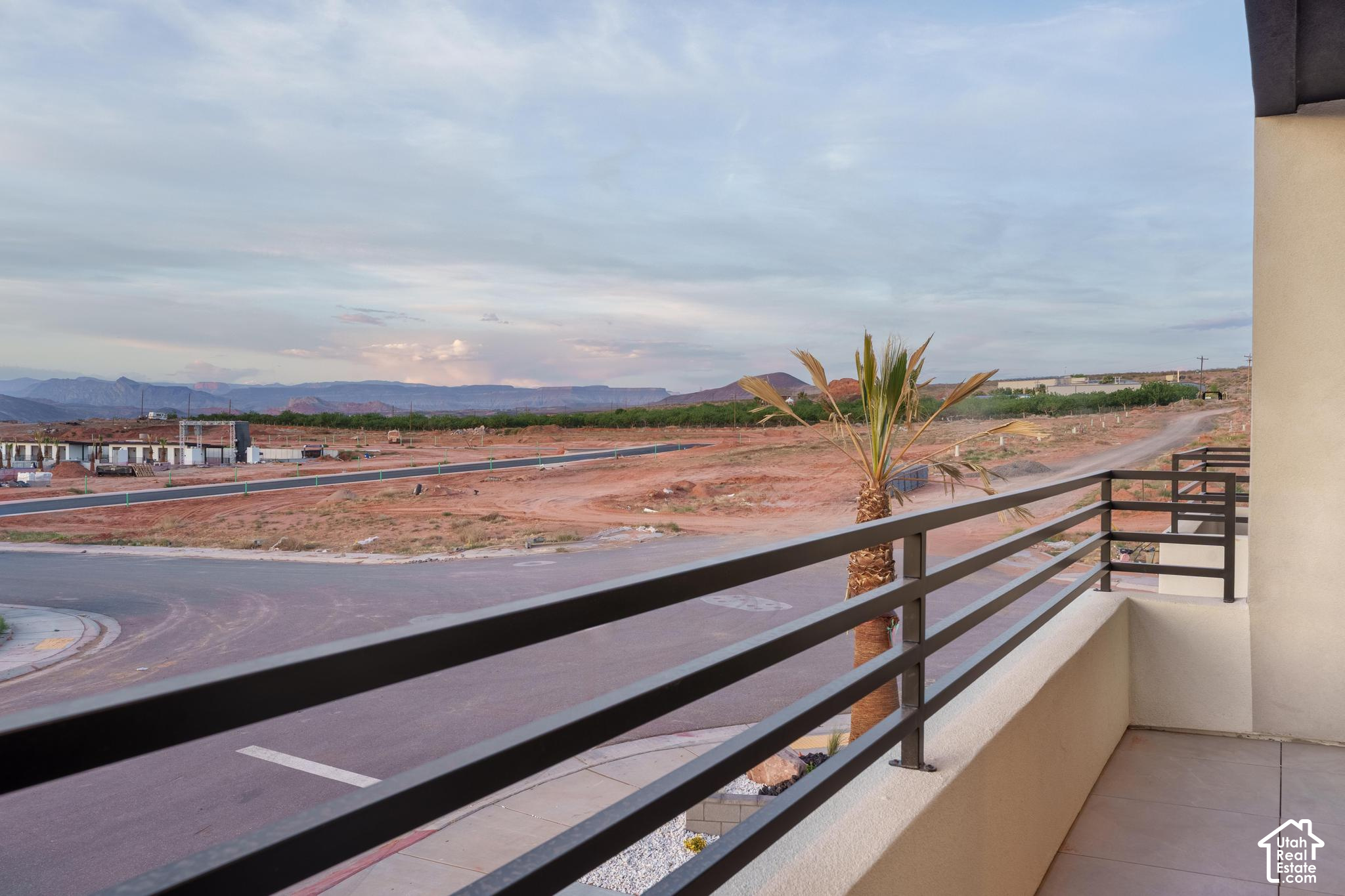 main property photo 25