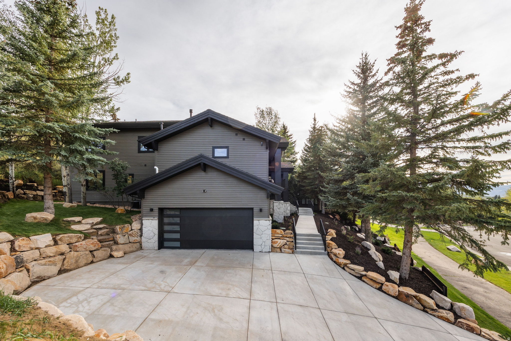 main property photo 63