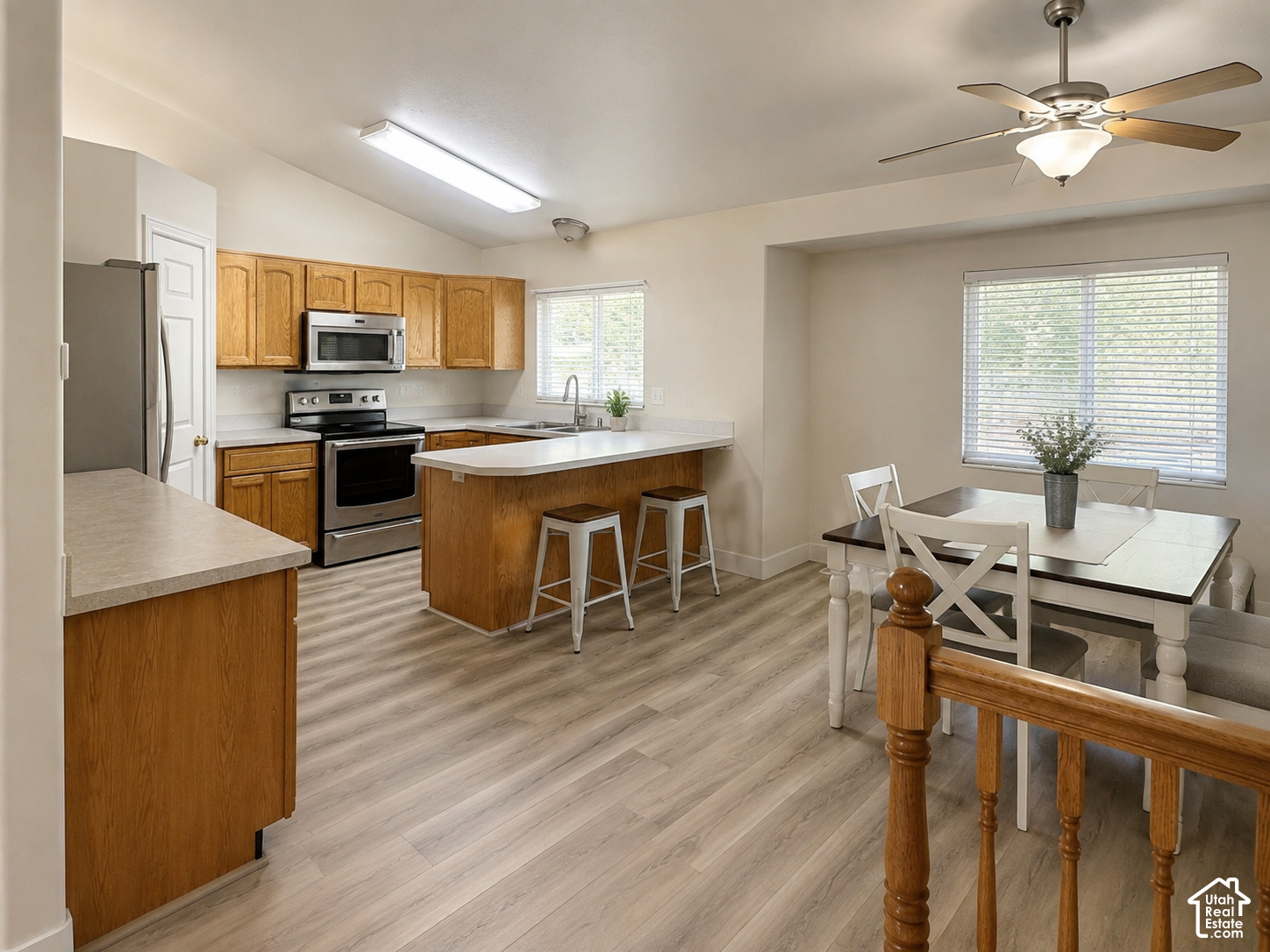 main property photo 5