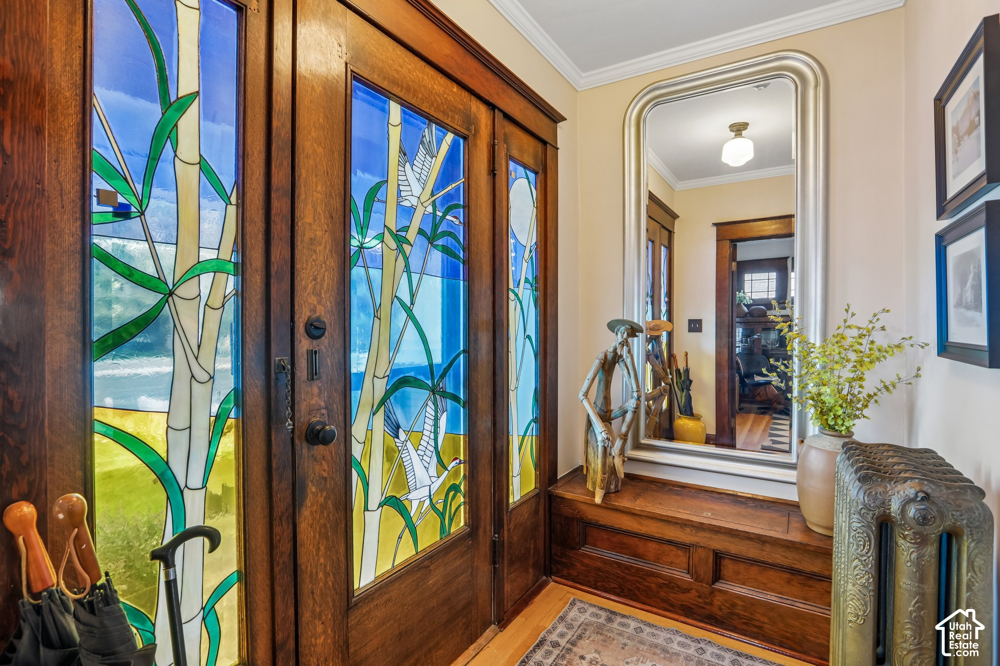 property viewer photo 2