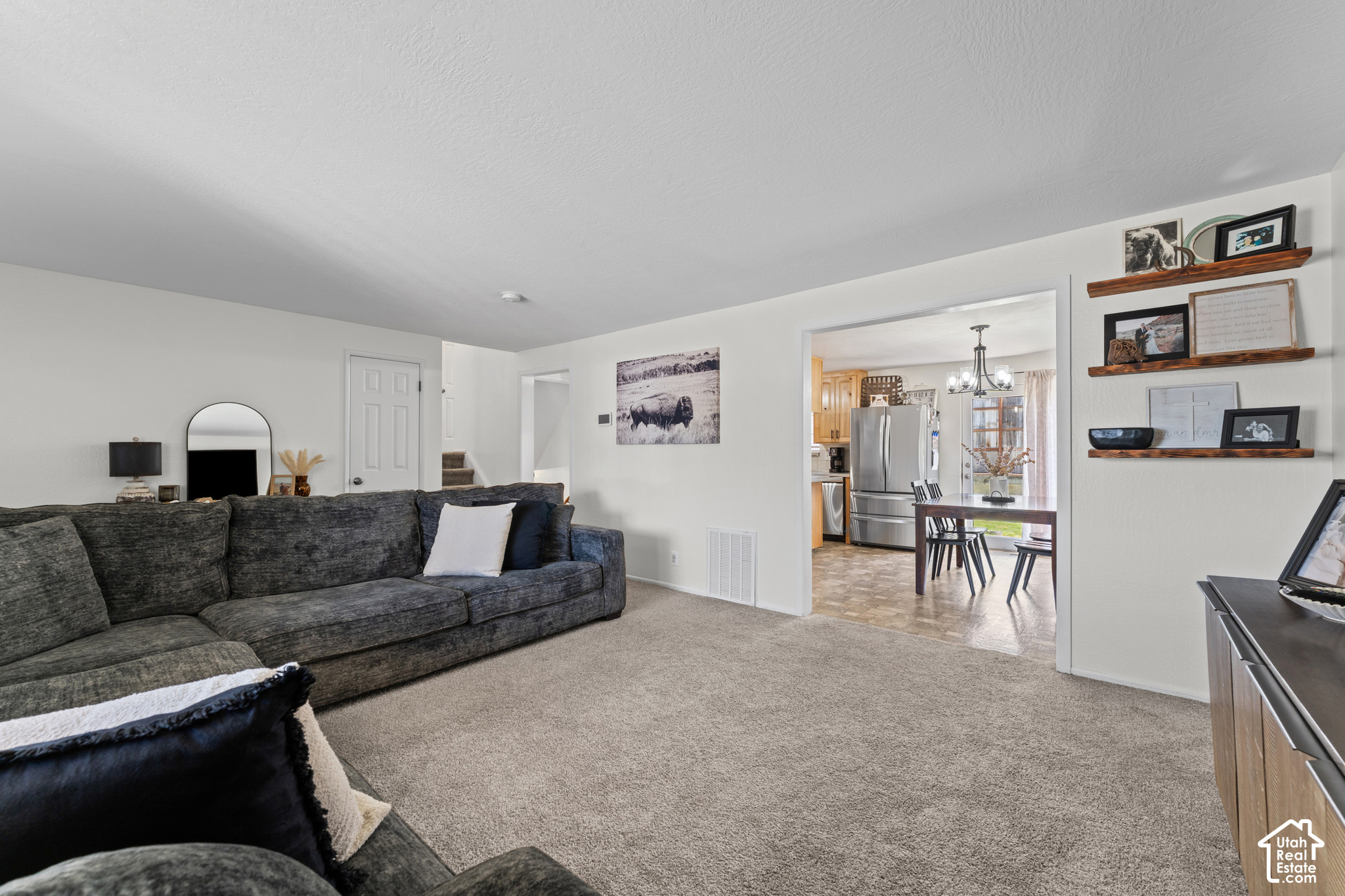 property viewer photo 13