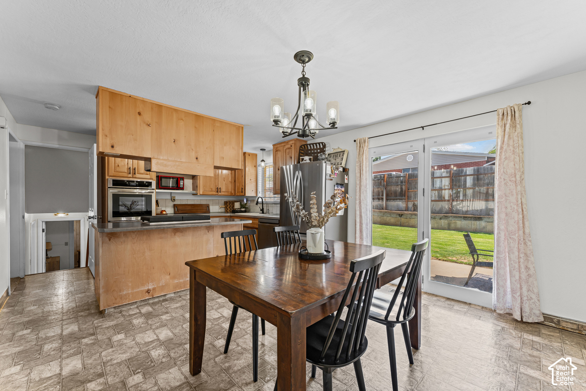 property viewer photo 15