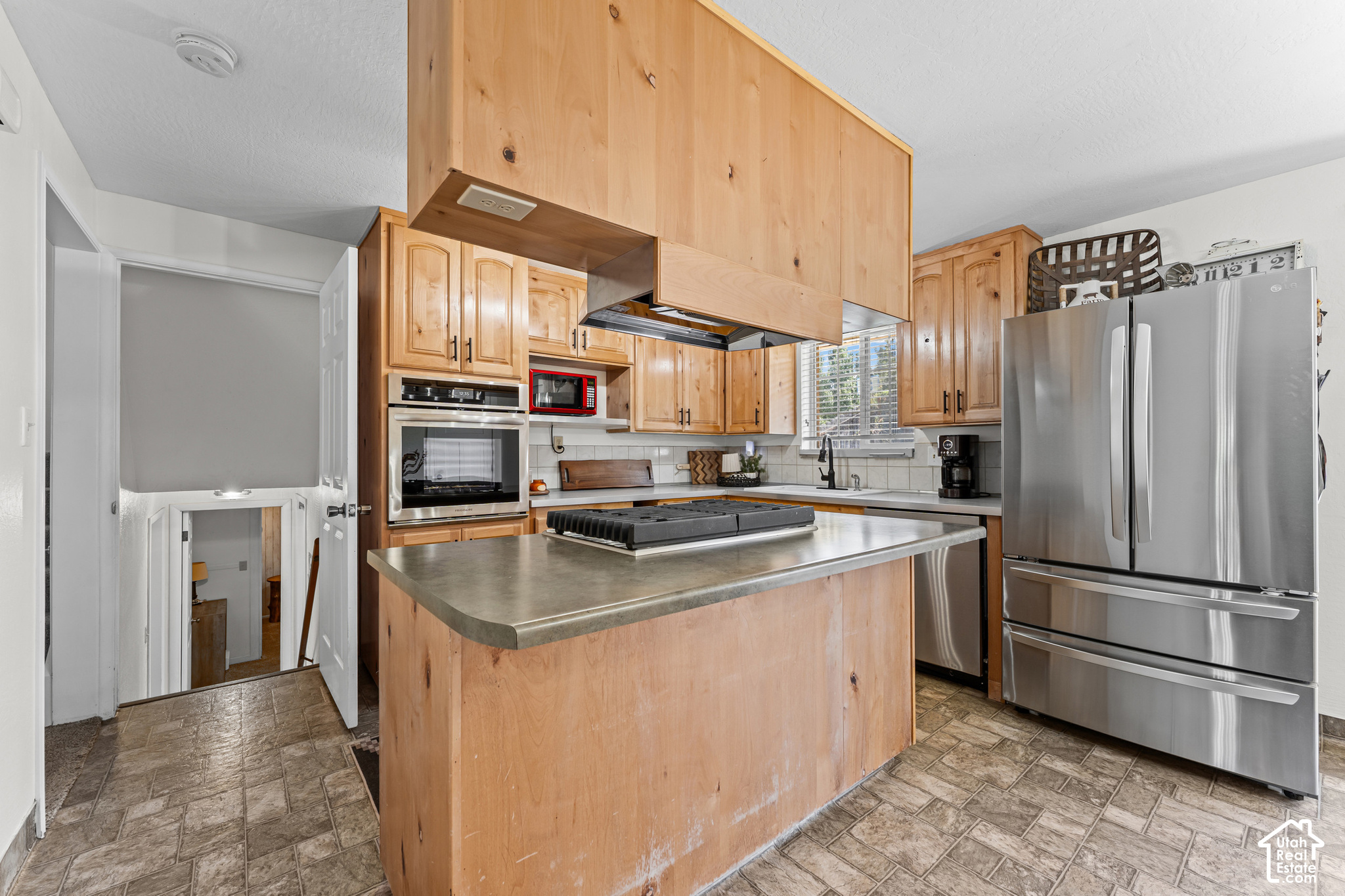 property viewer photo 17