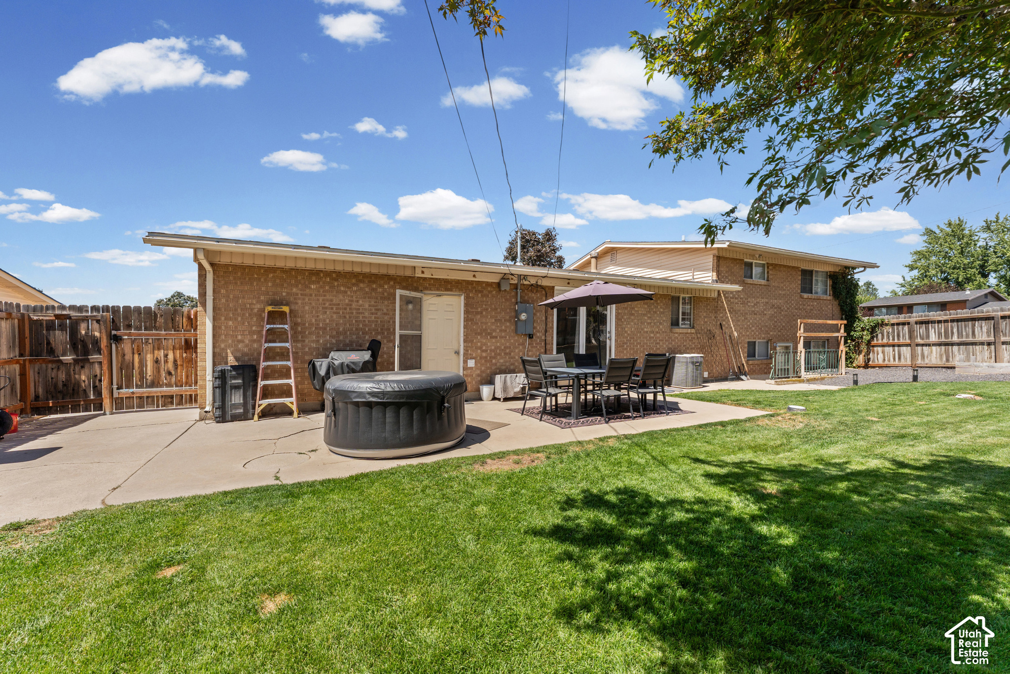 property viewer photo 33