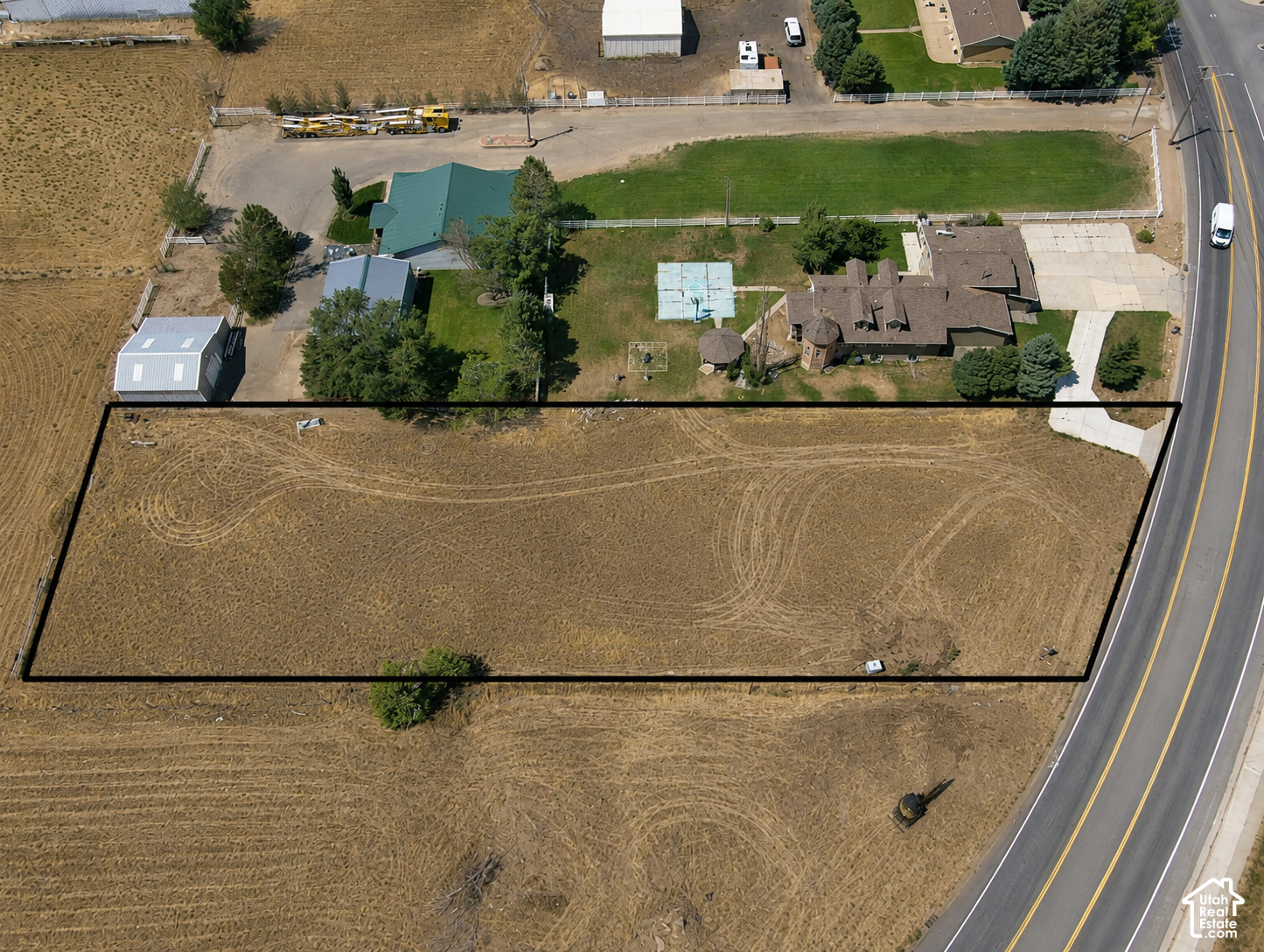 main property photo 5