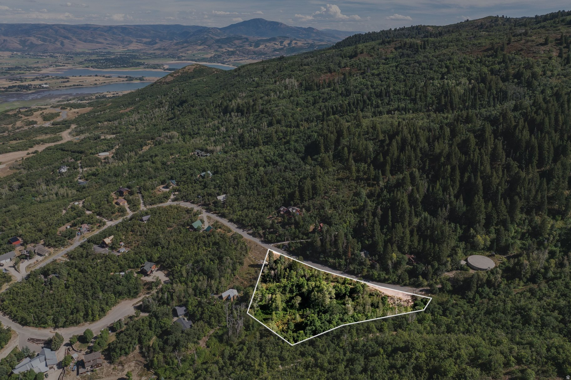 main property photo 5