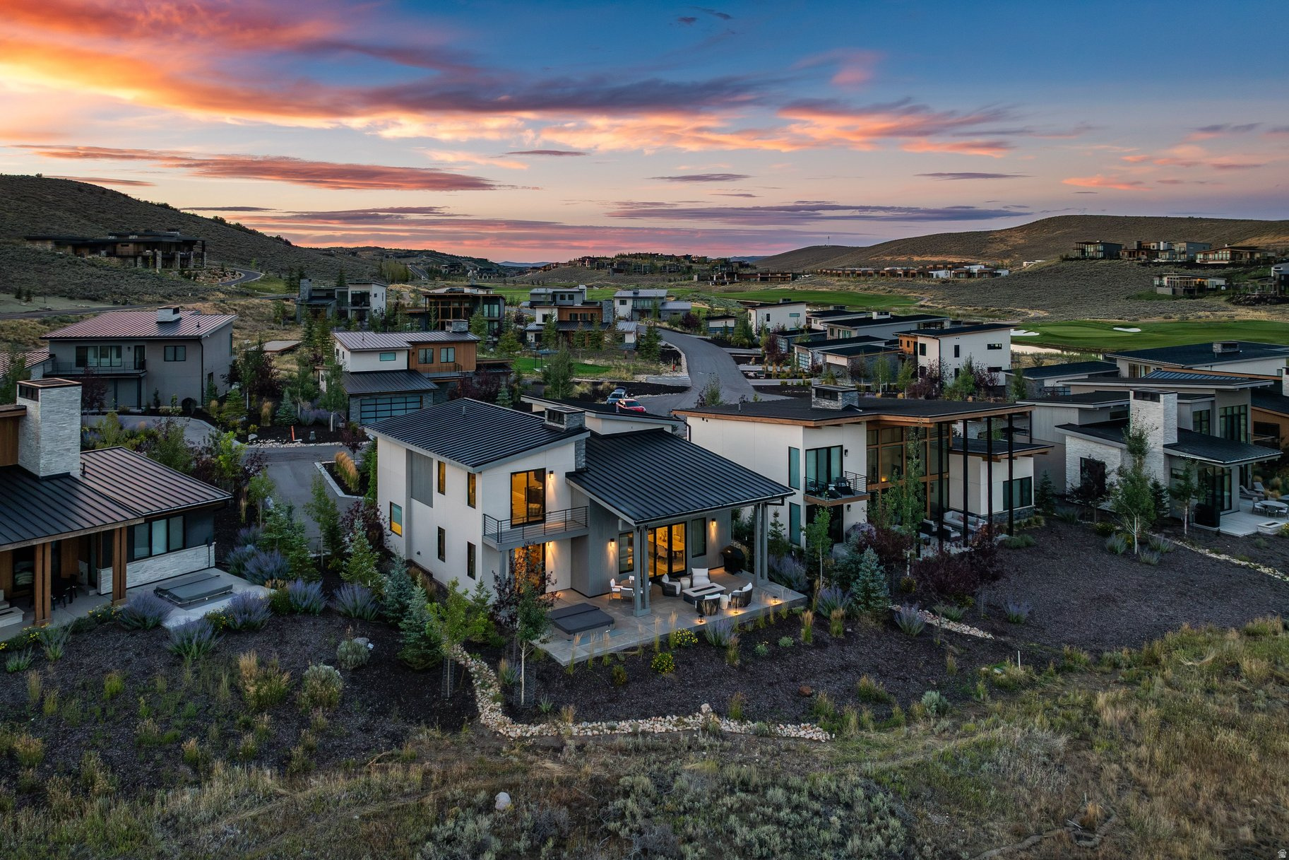 main property photo 50