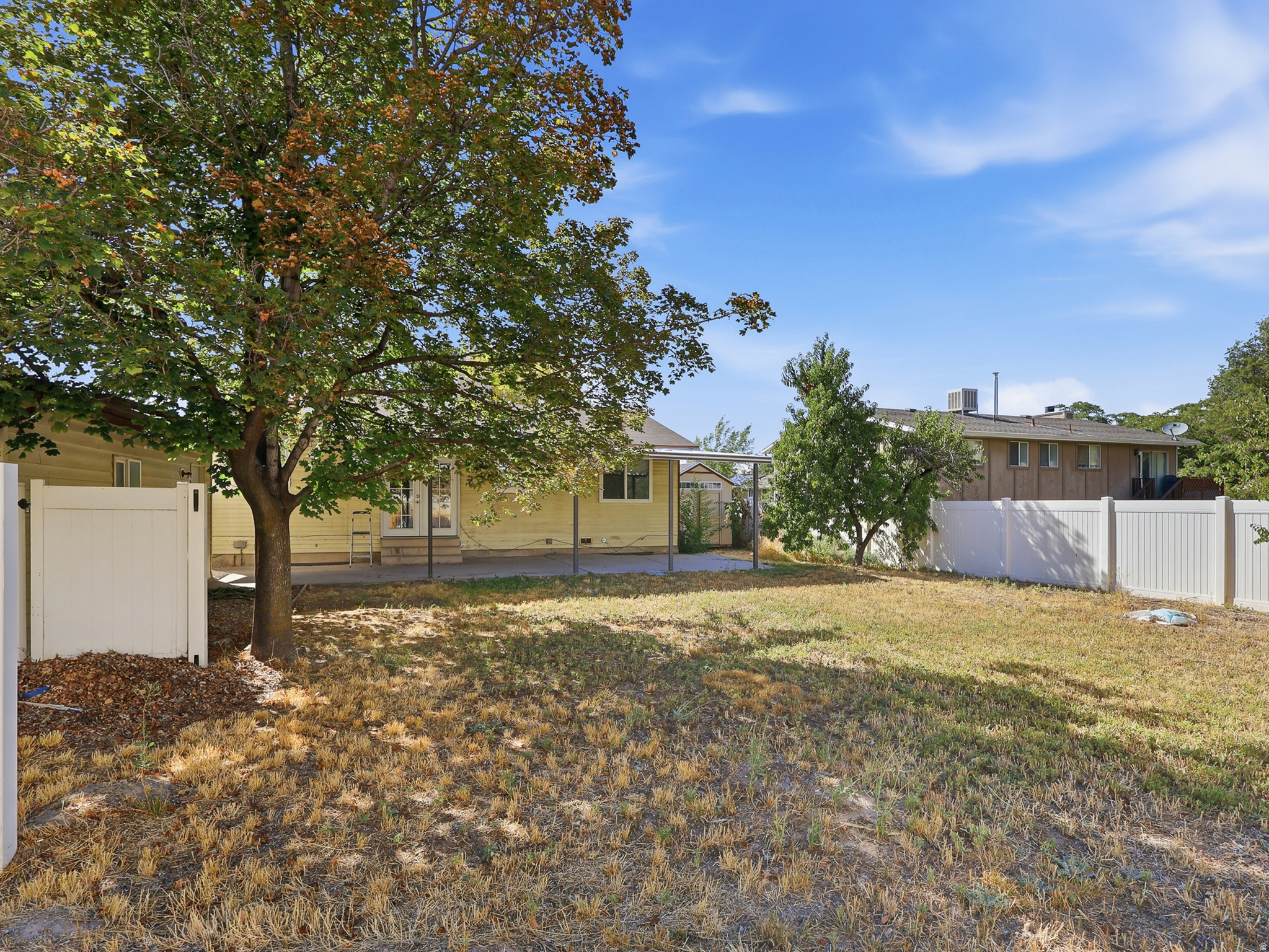 main property photo 34