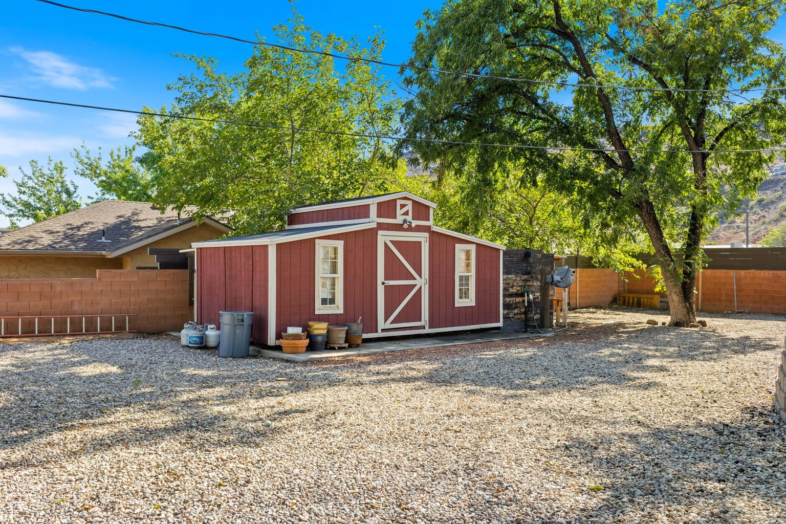 main property photo 59