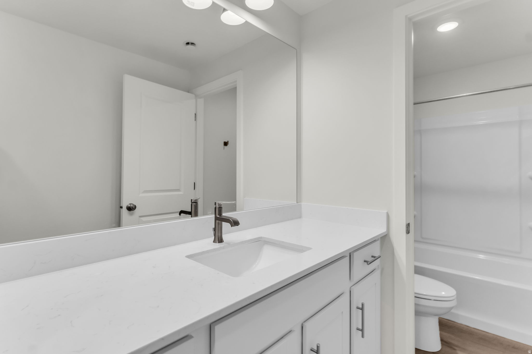 main property photo 75