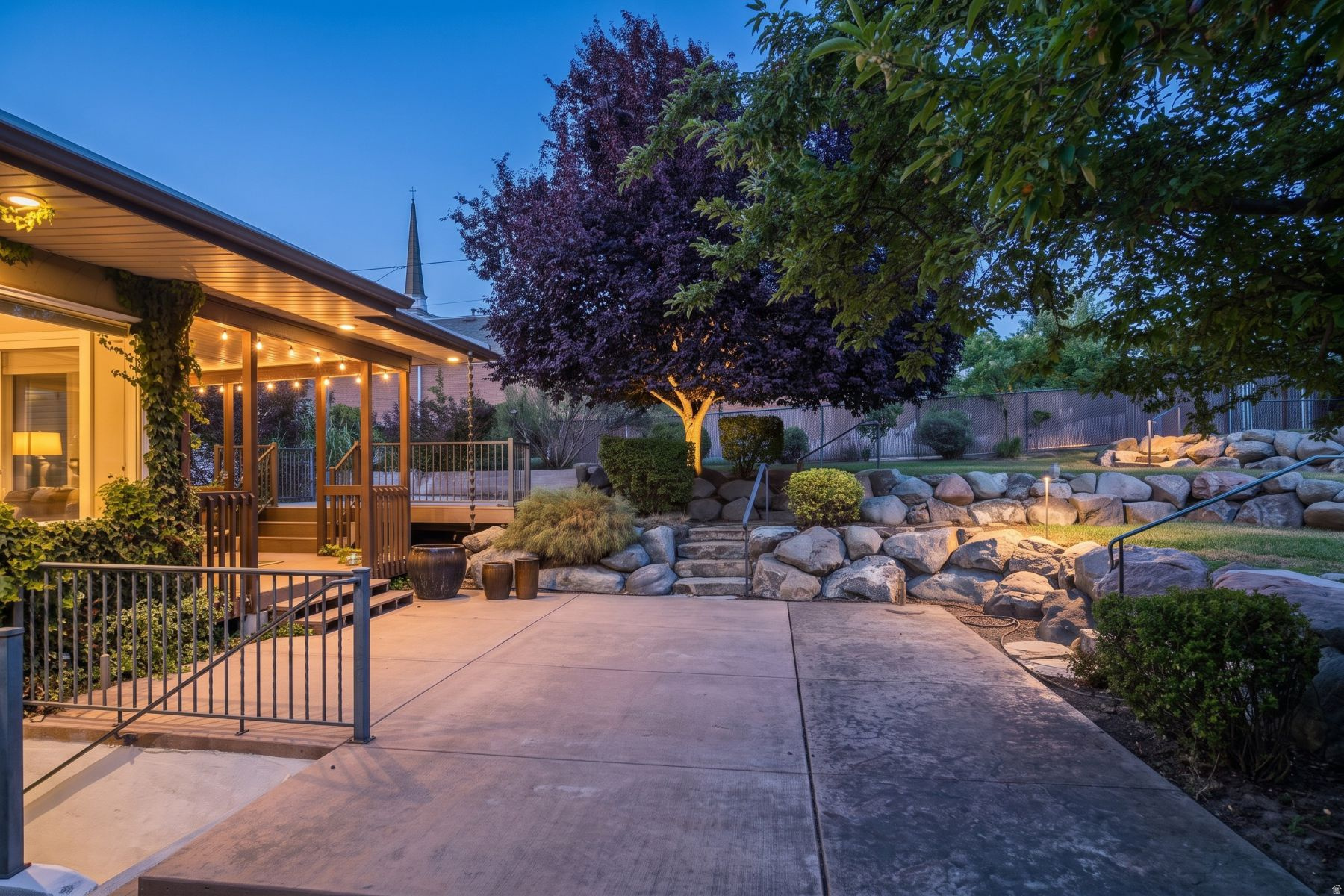 main property photo 39
