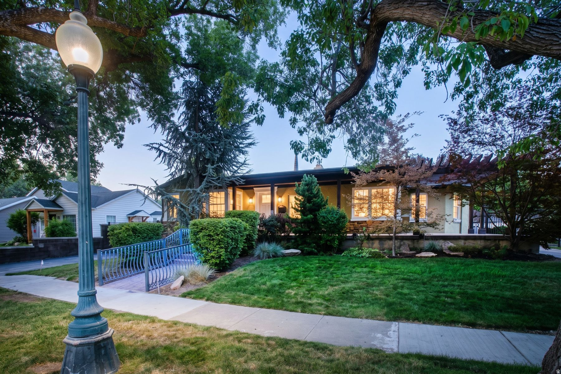 main property photo 50
