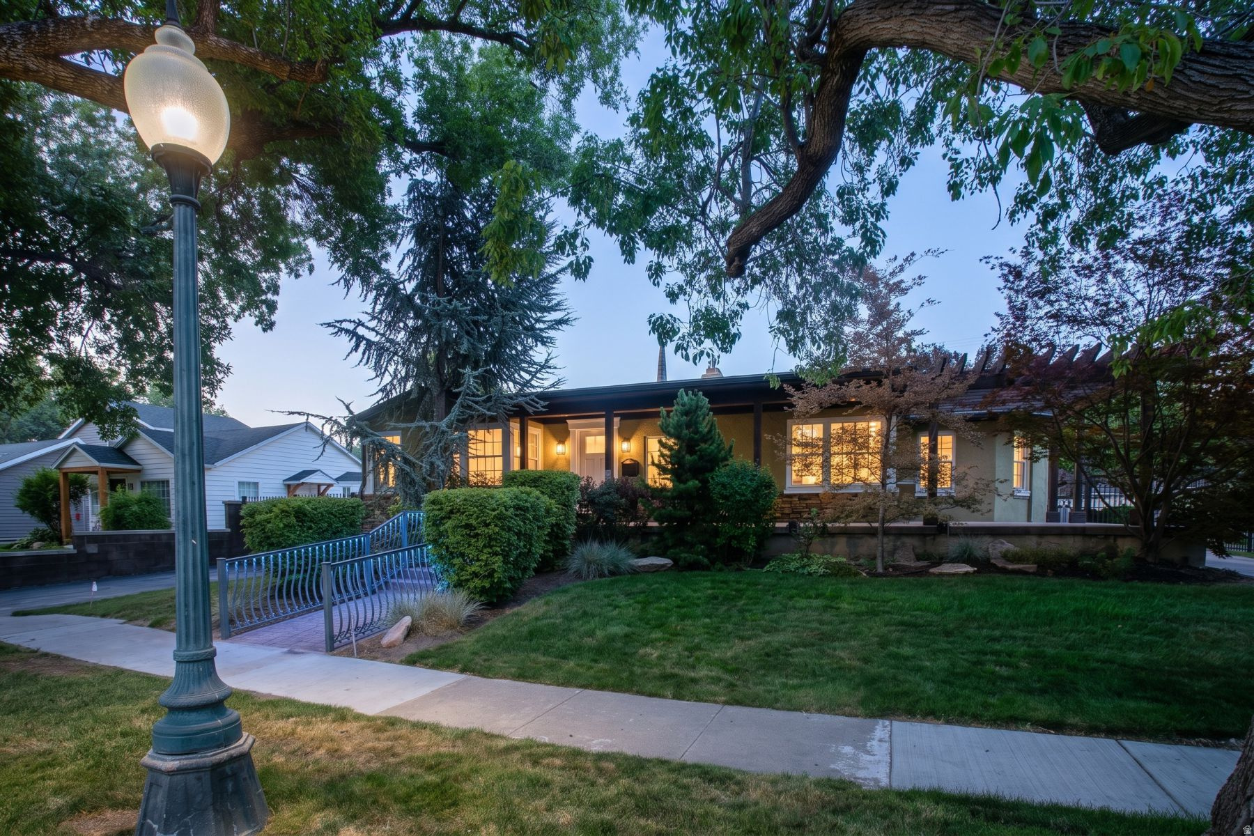 main property photo 51