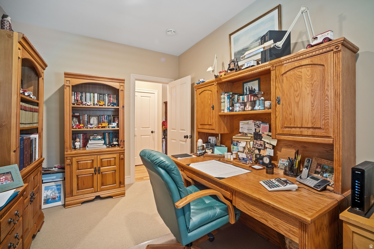 main property photo 25