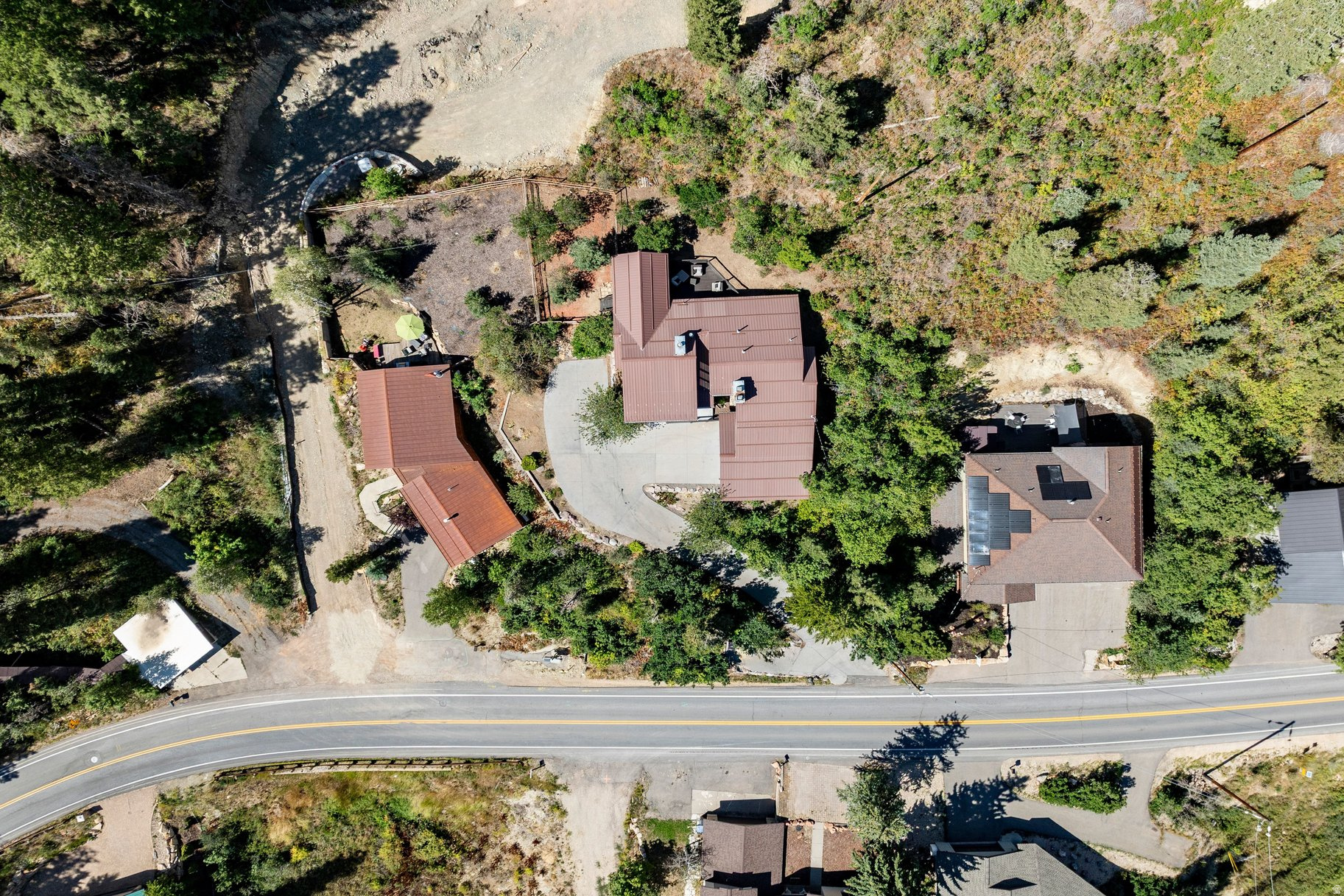 main property photo 35