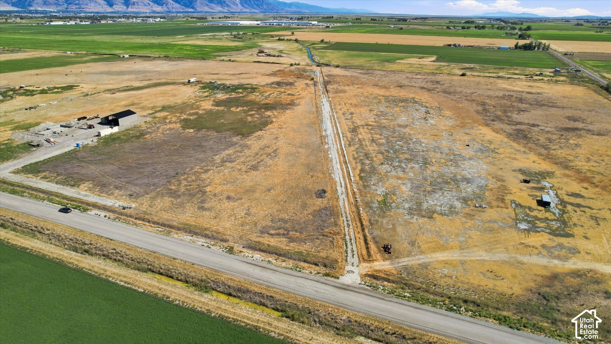 main property photo 8