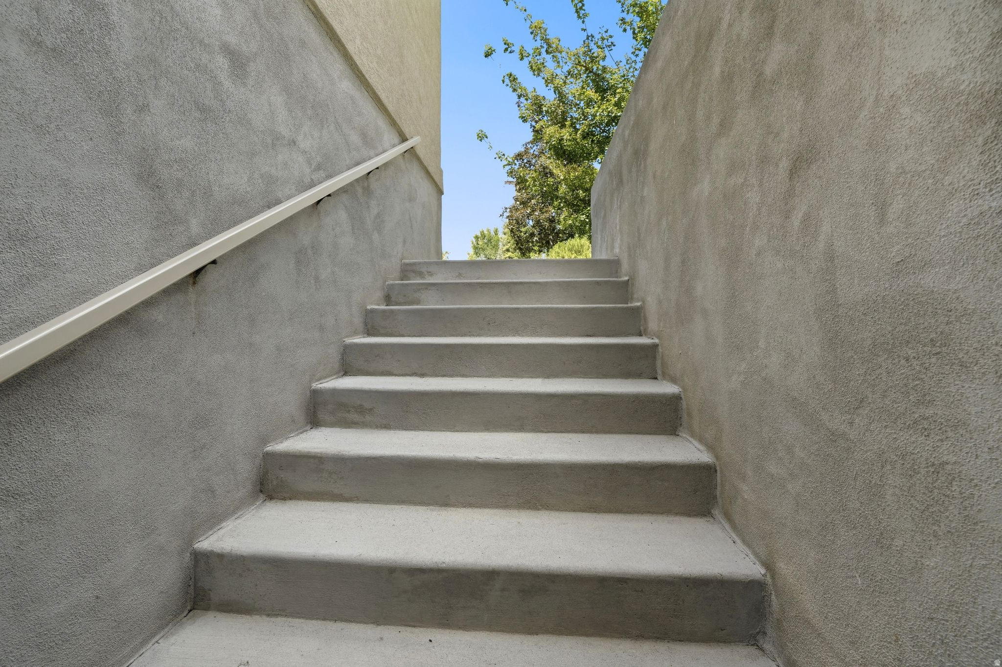 main property photo 73