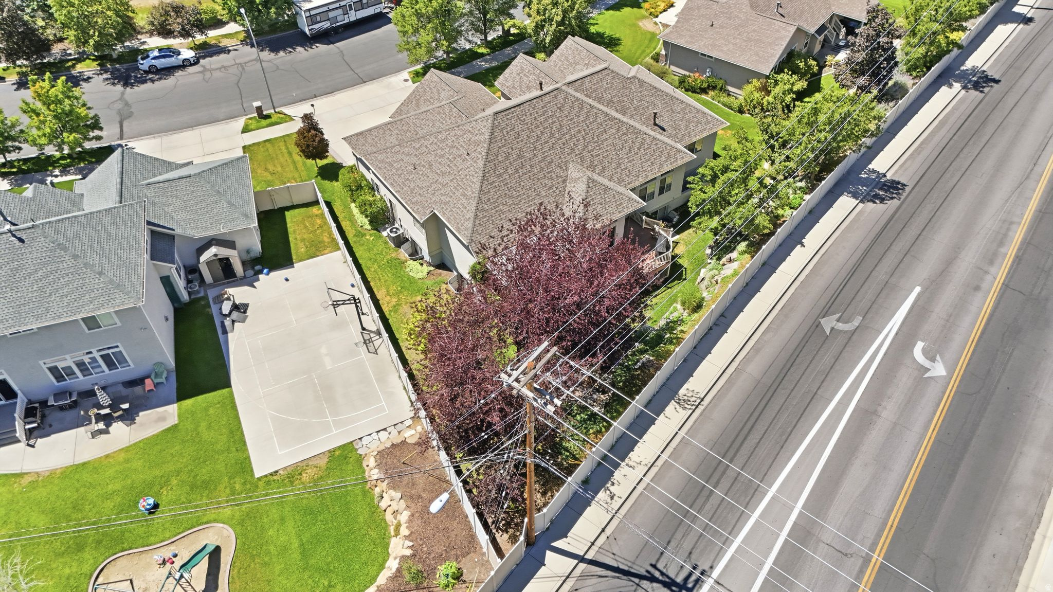 main property photo 77