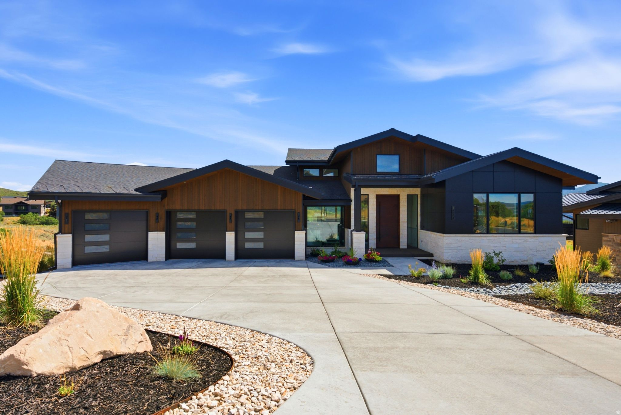 main property photo 58