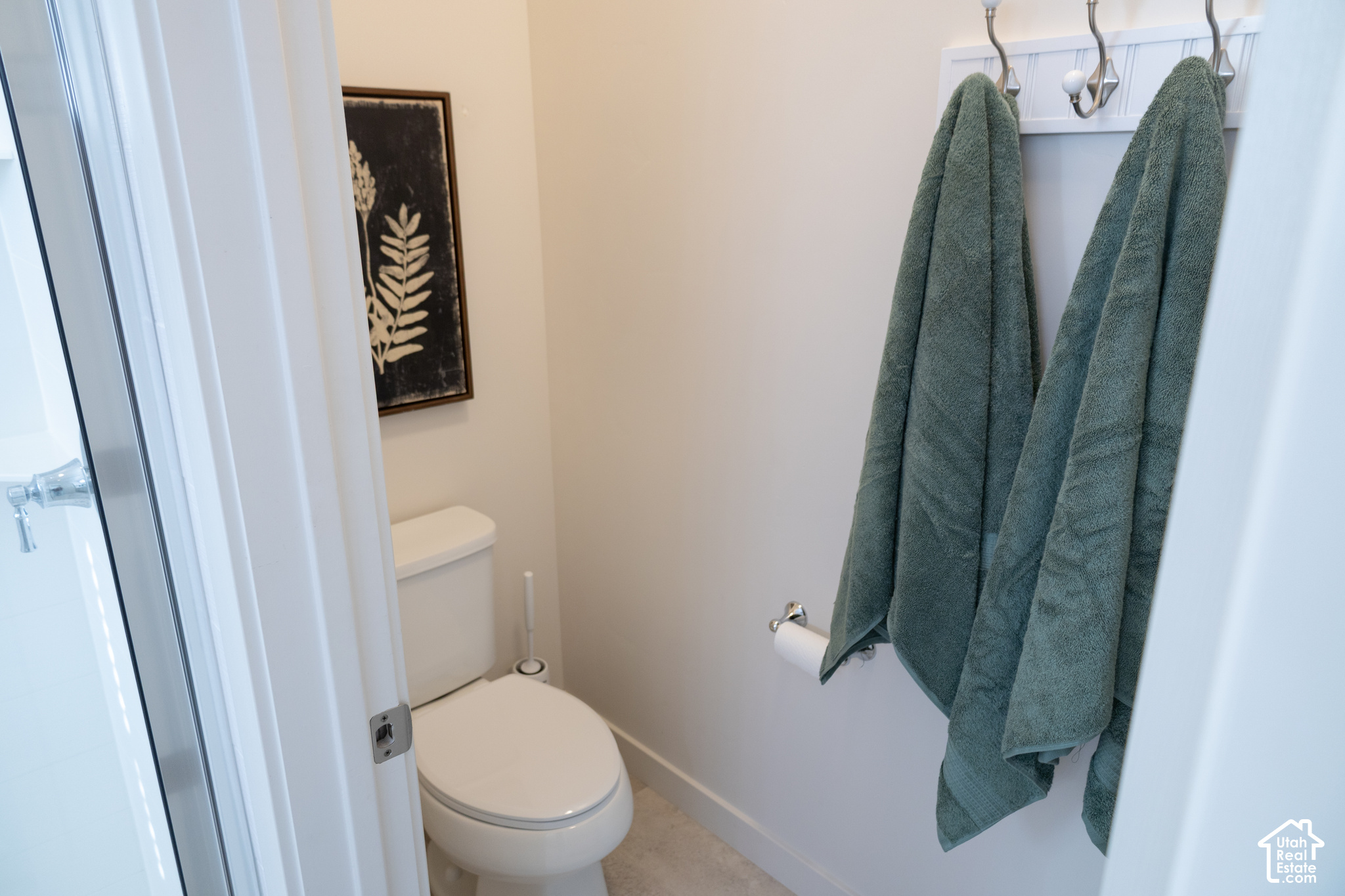 main property photo 20