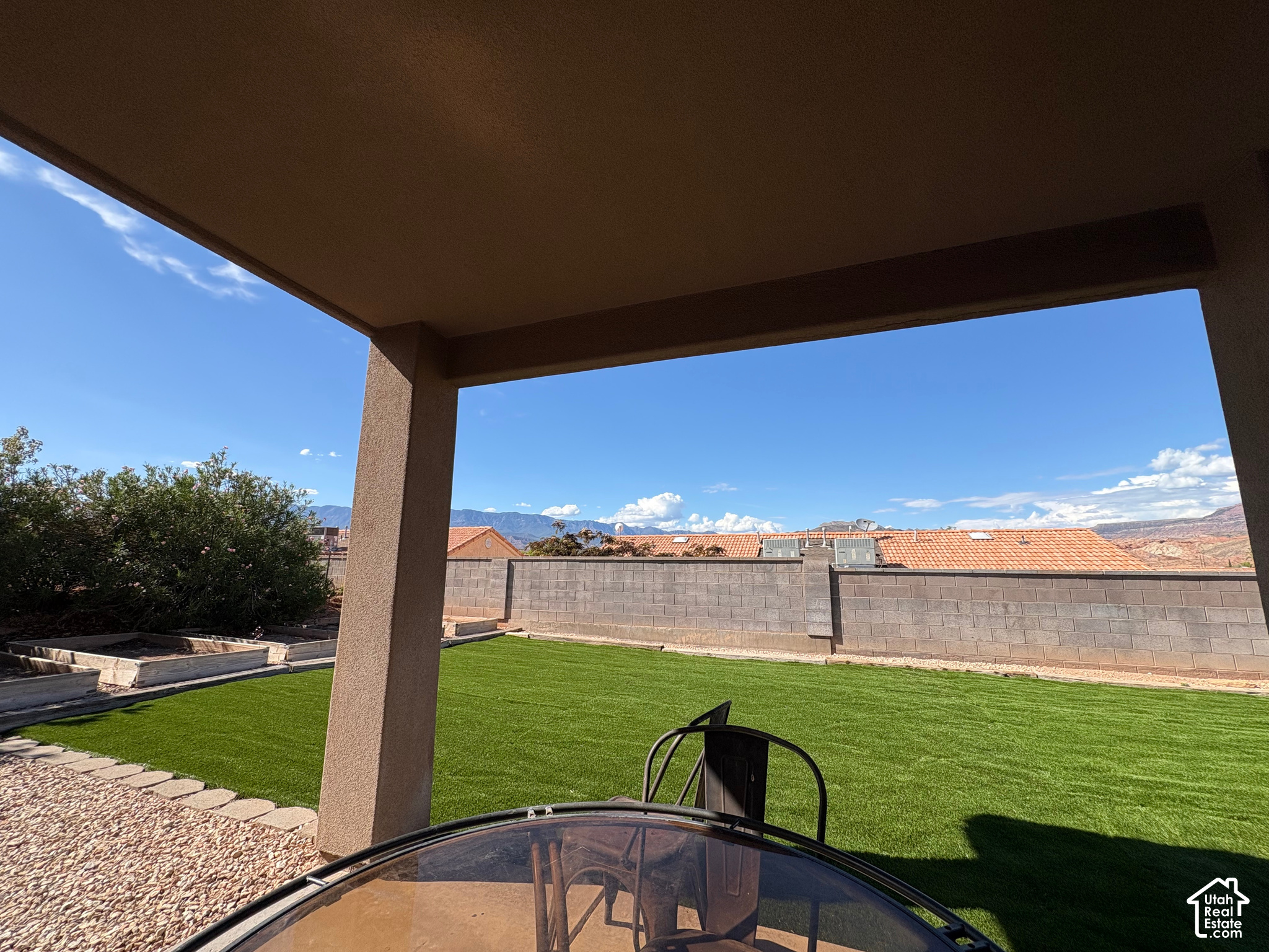 property viewer photo 23