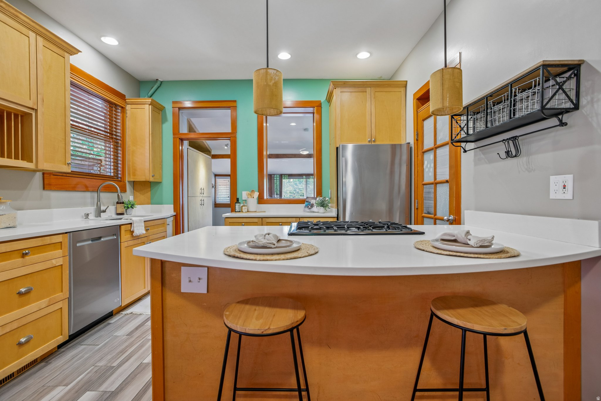 main property photo 13