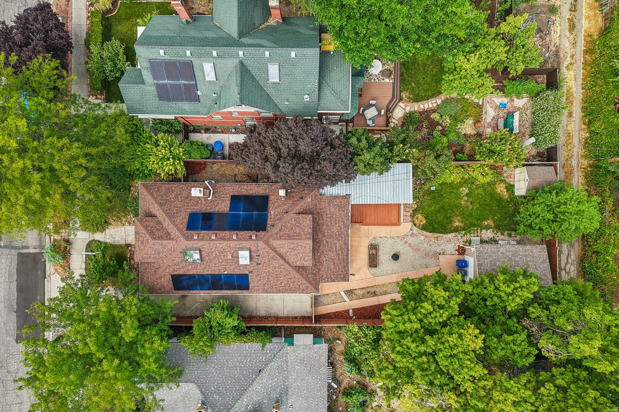 main property photo 48