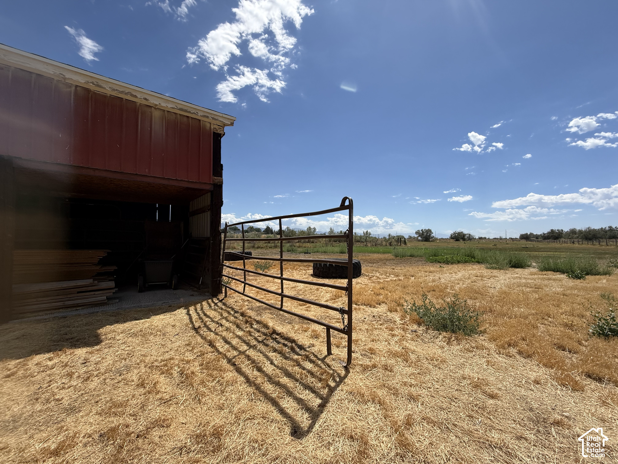 main property photo 21