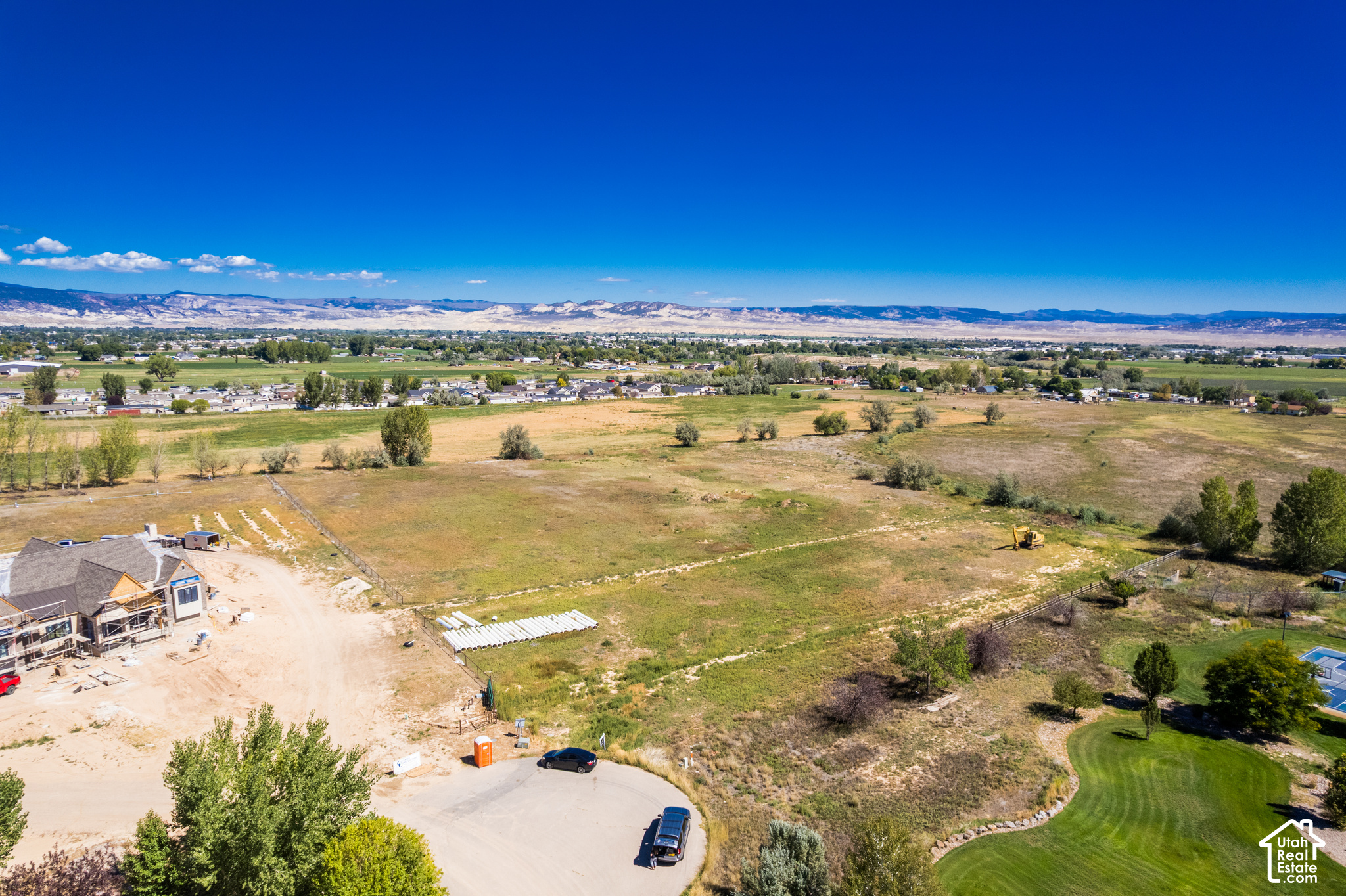 main property photo 13