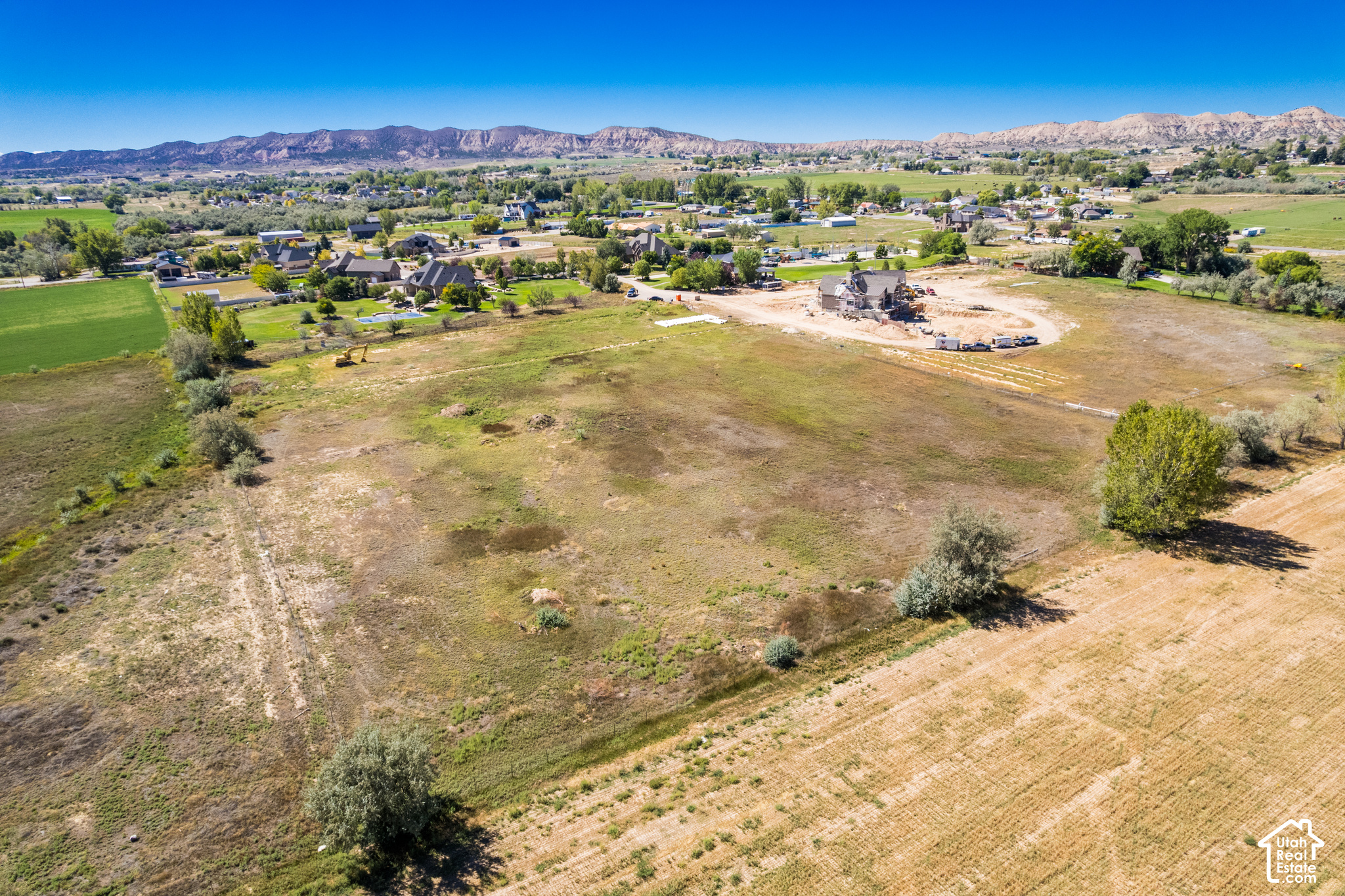 main property photo 17