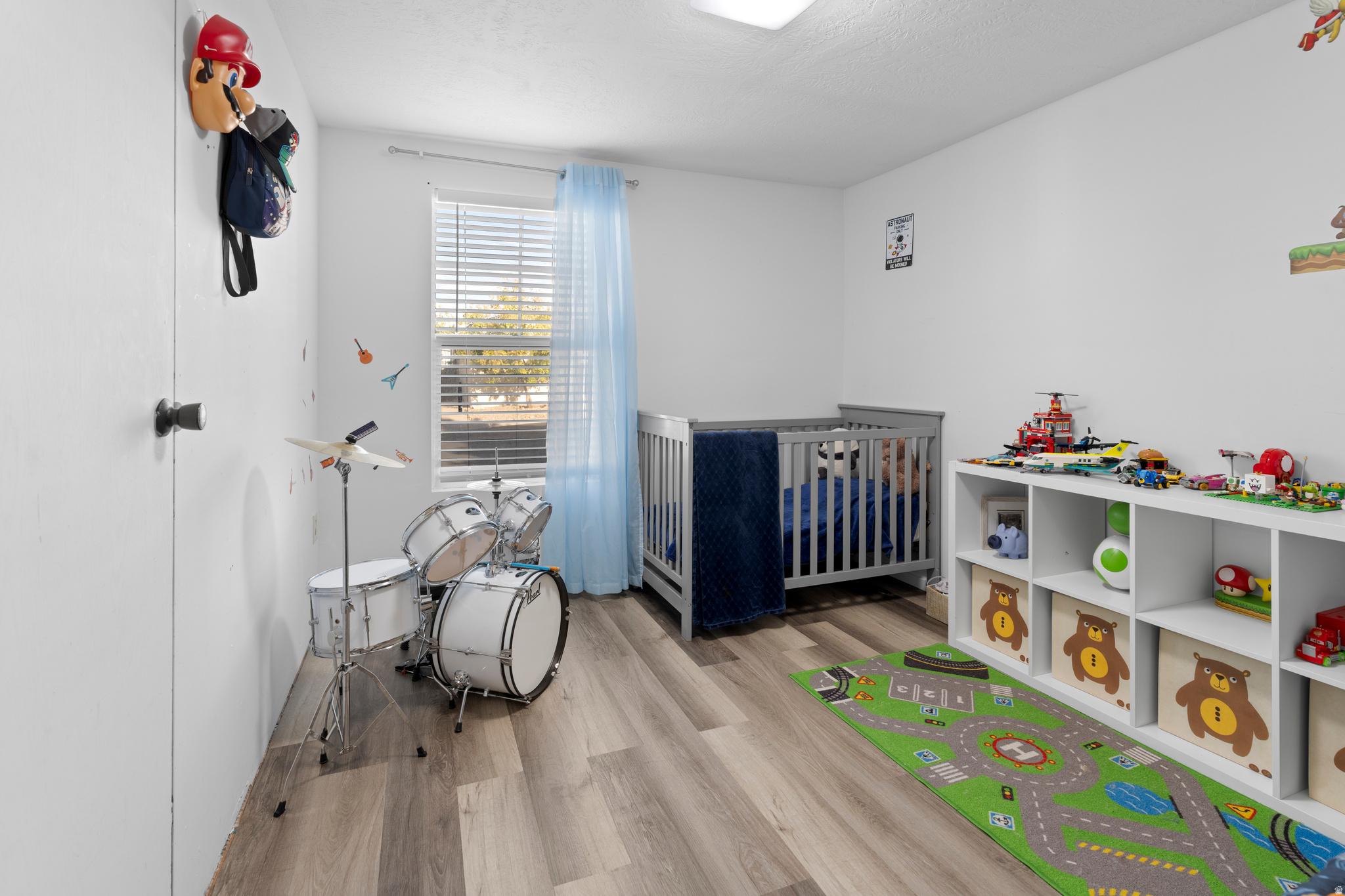 main property photo 7