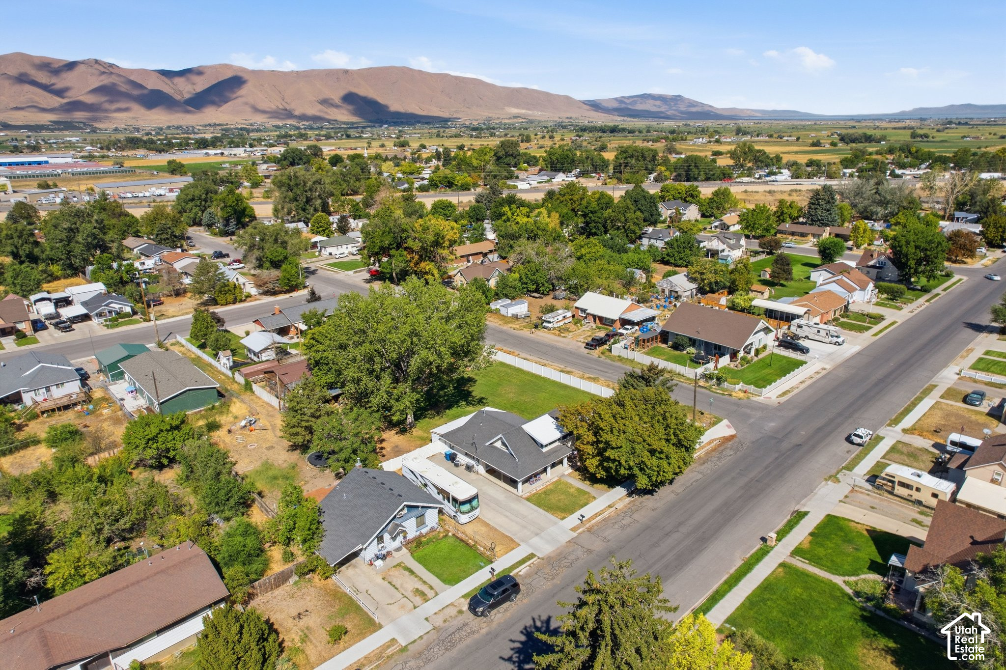 main property photo 60