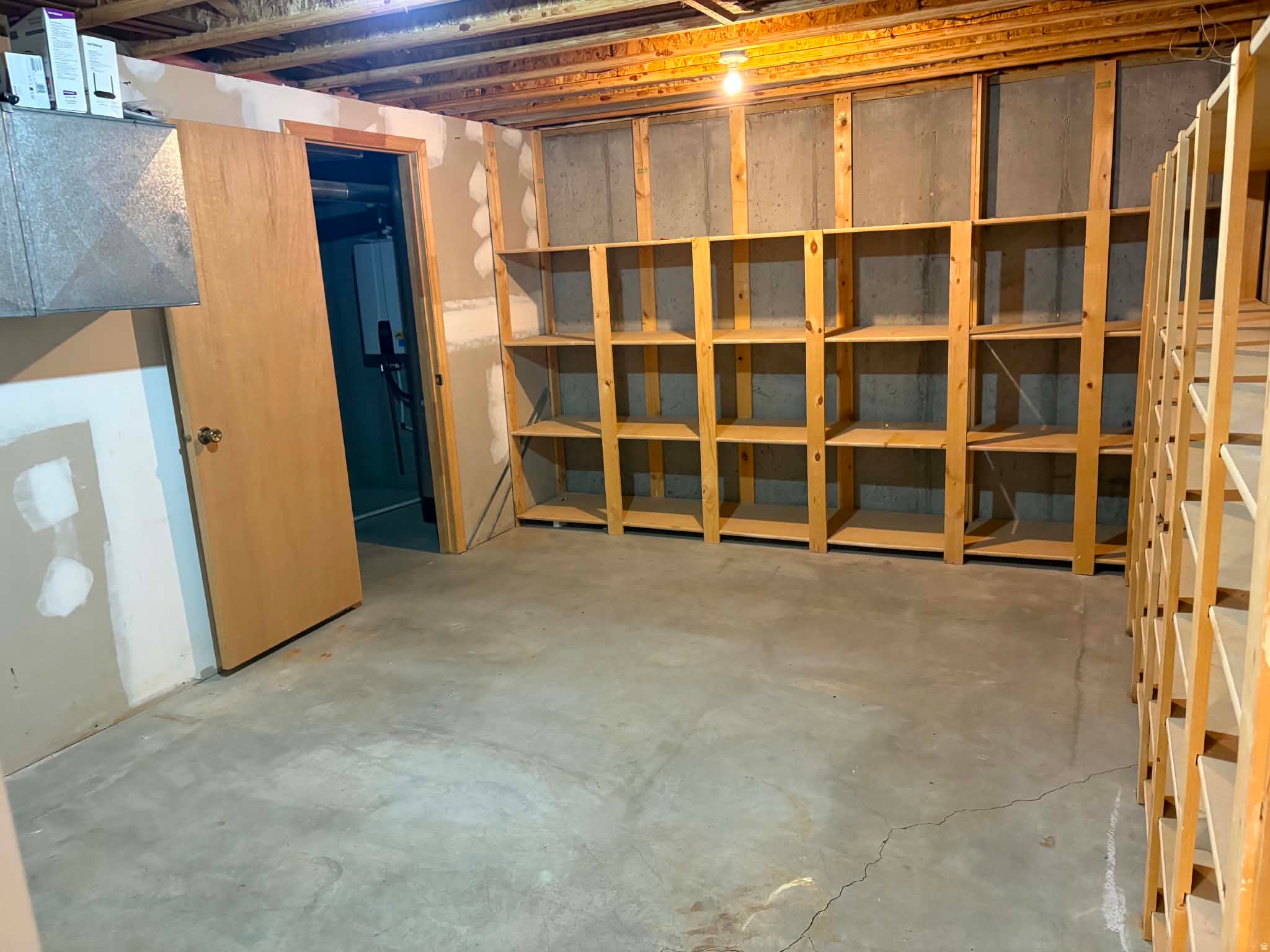 main property photo 22