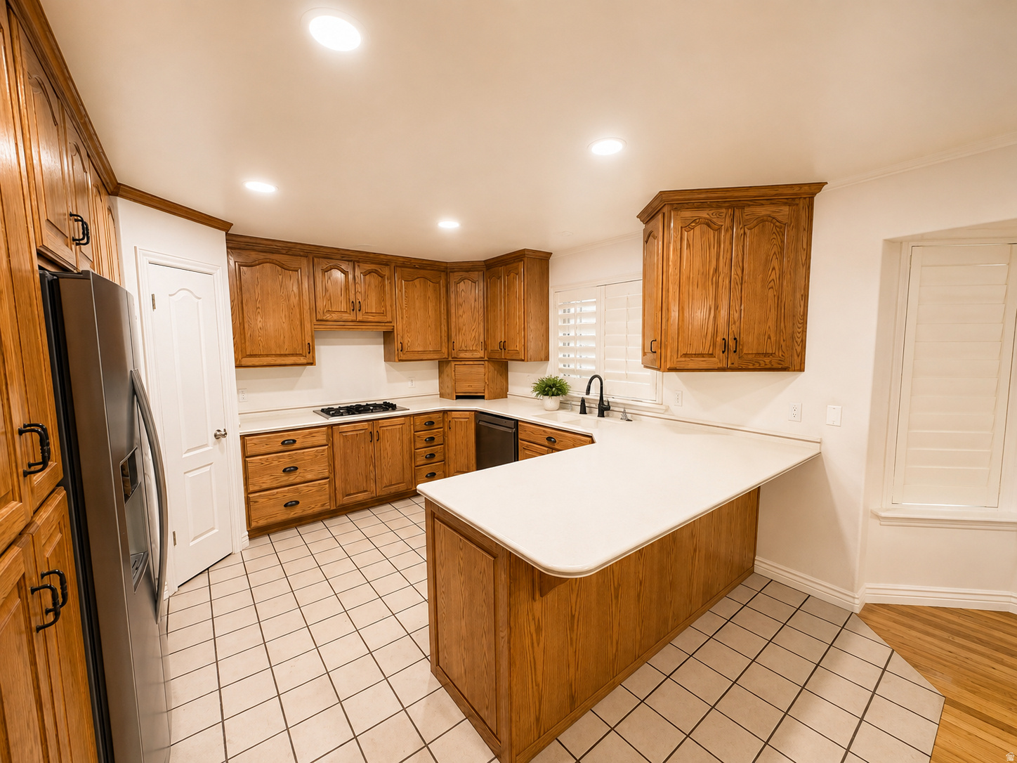 main property photo 7