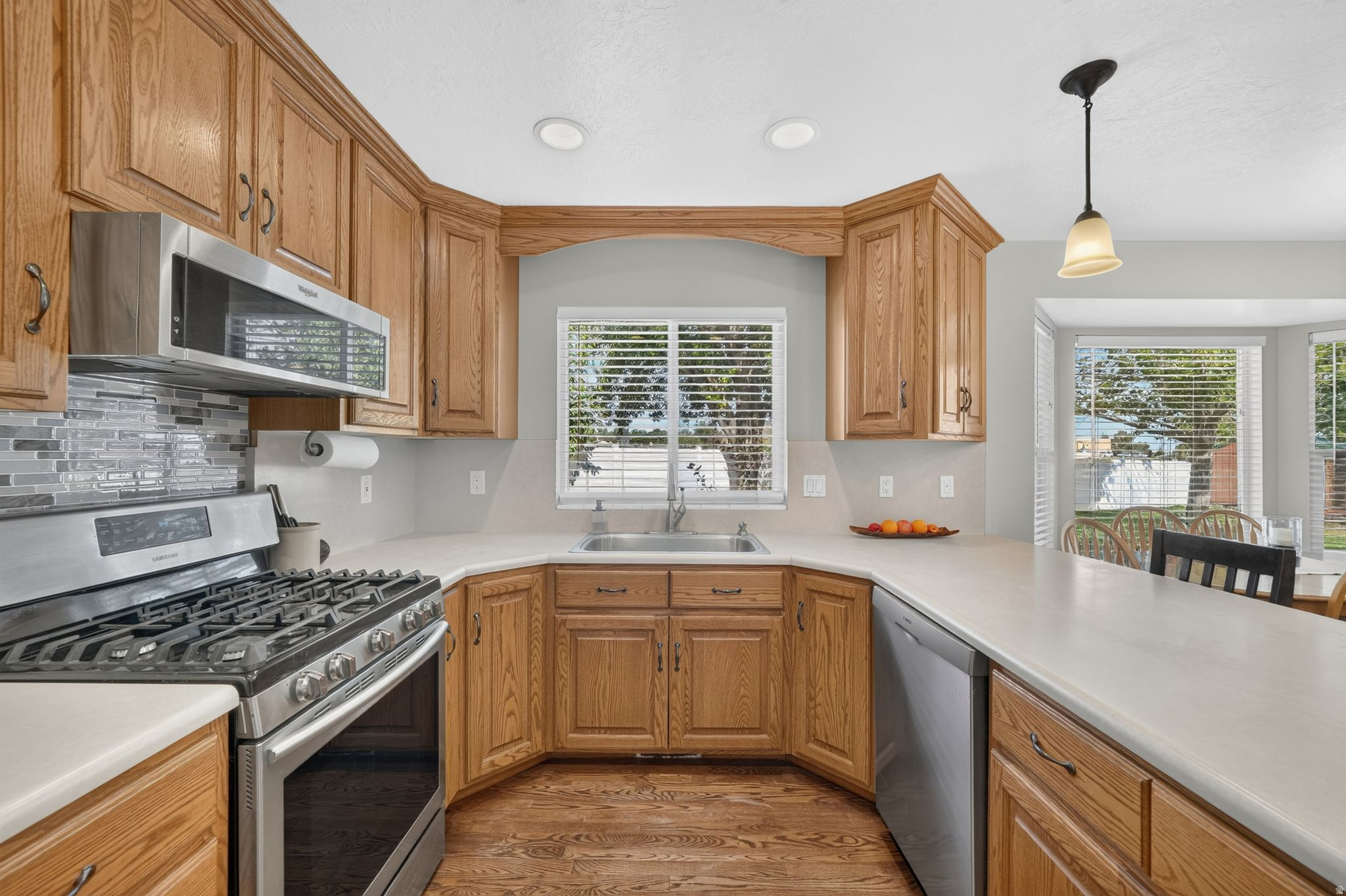 main property photo 12