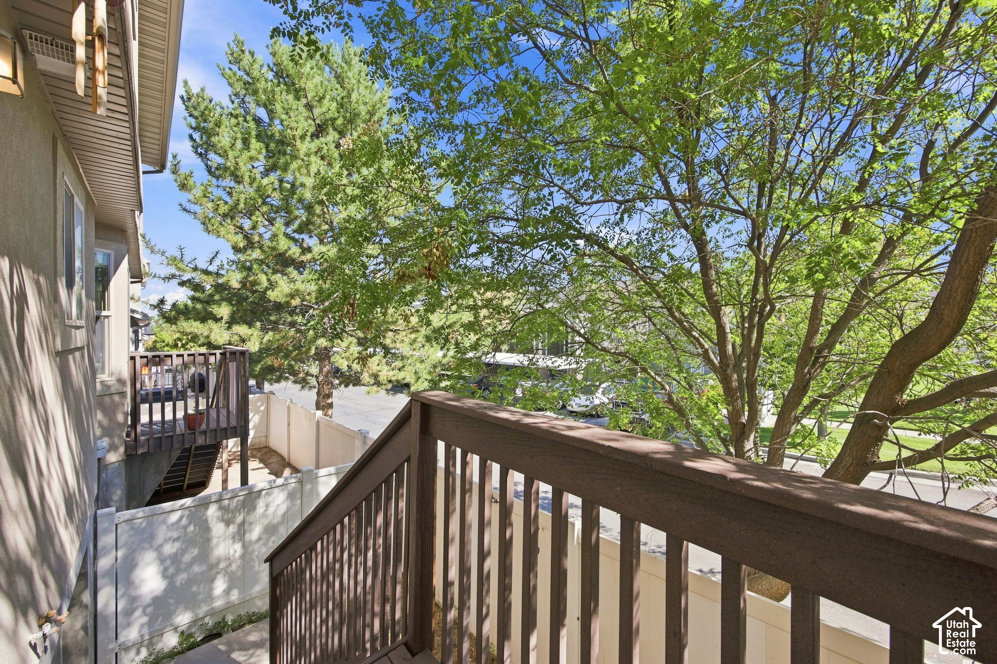 main property photo 24