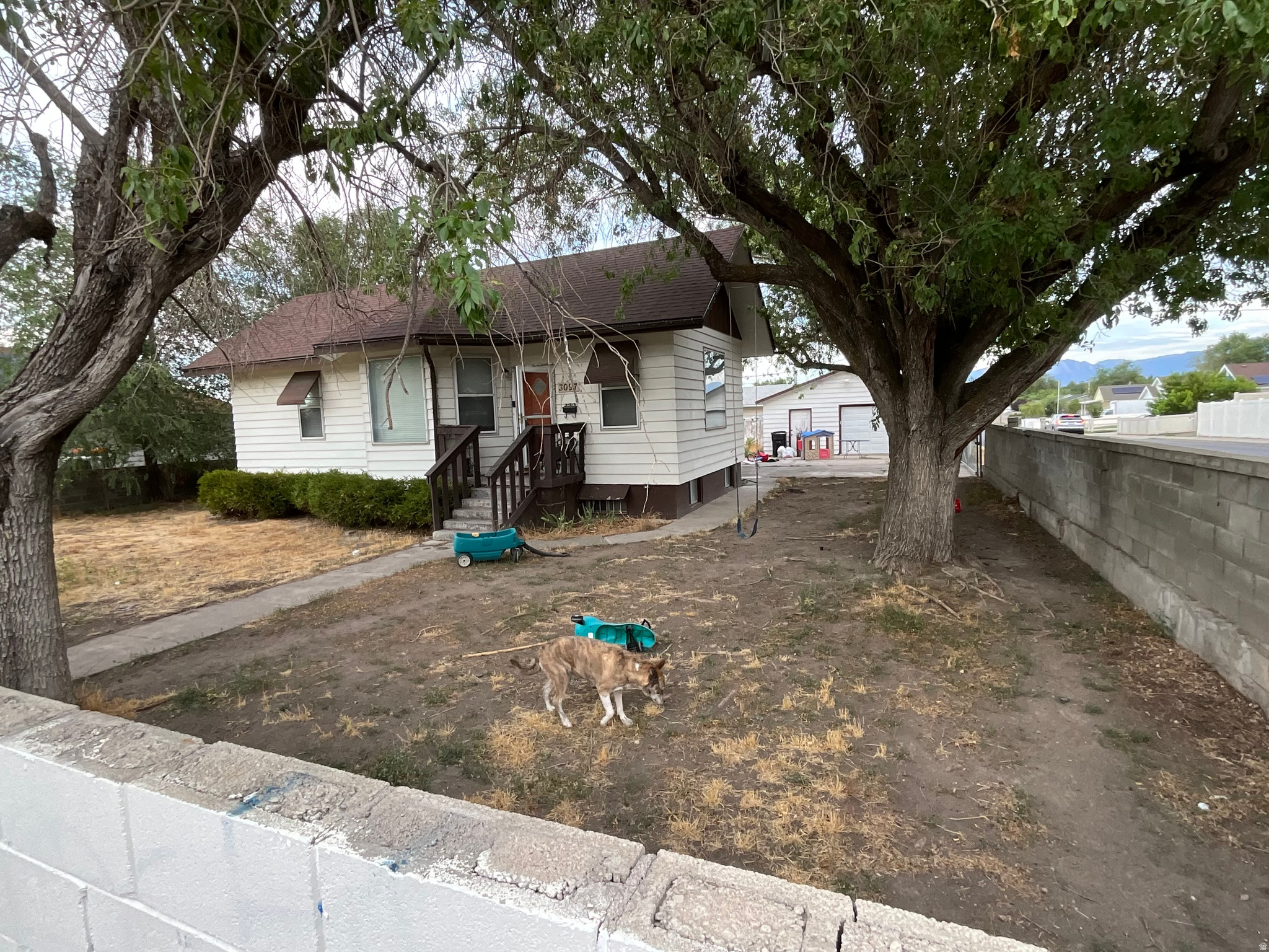 main property photo 15