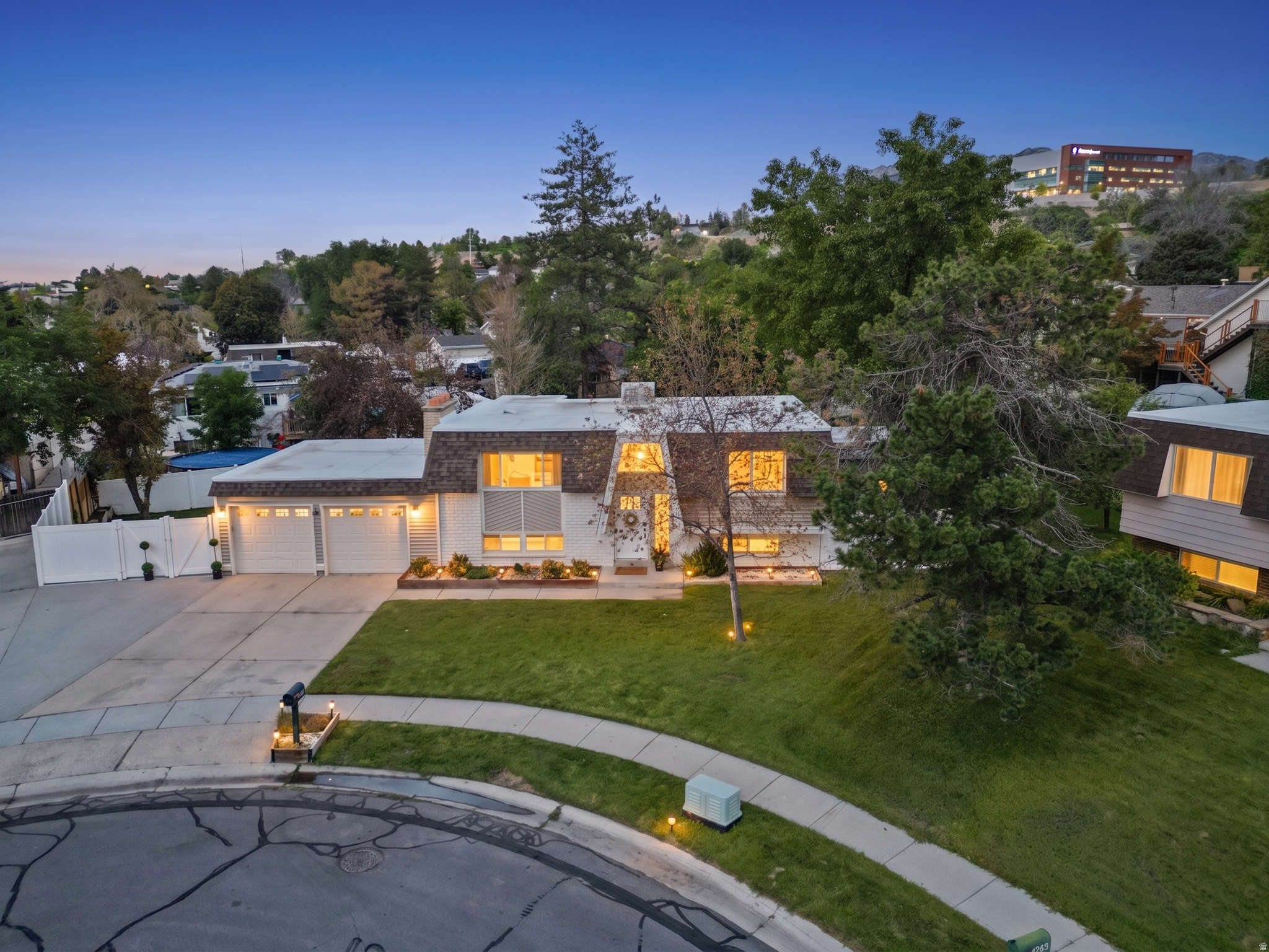 main property photo 46