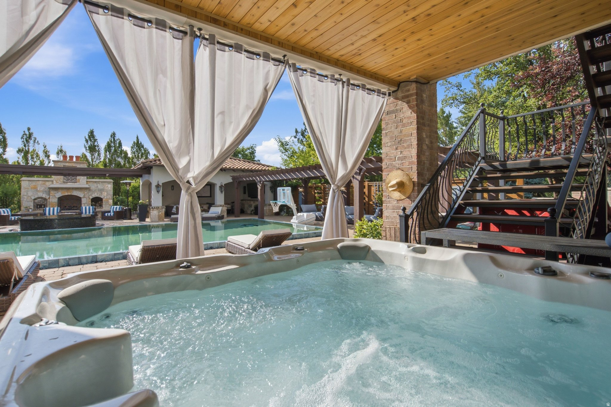 main property photo 121