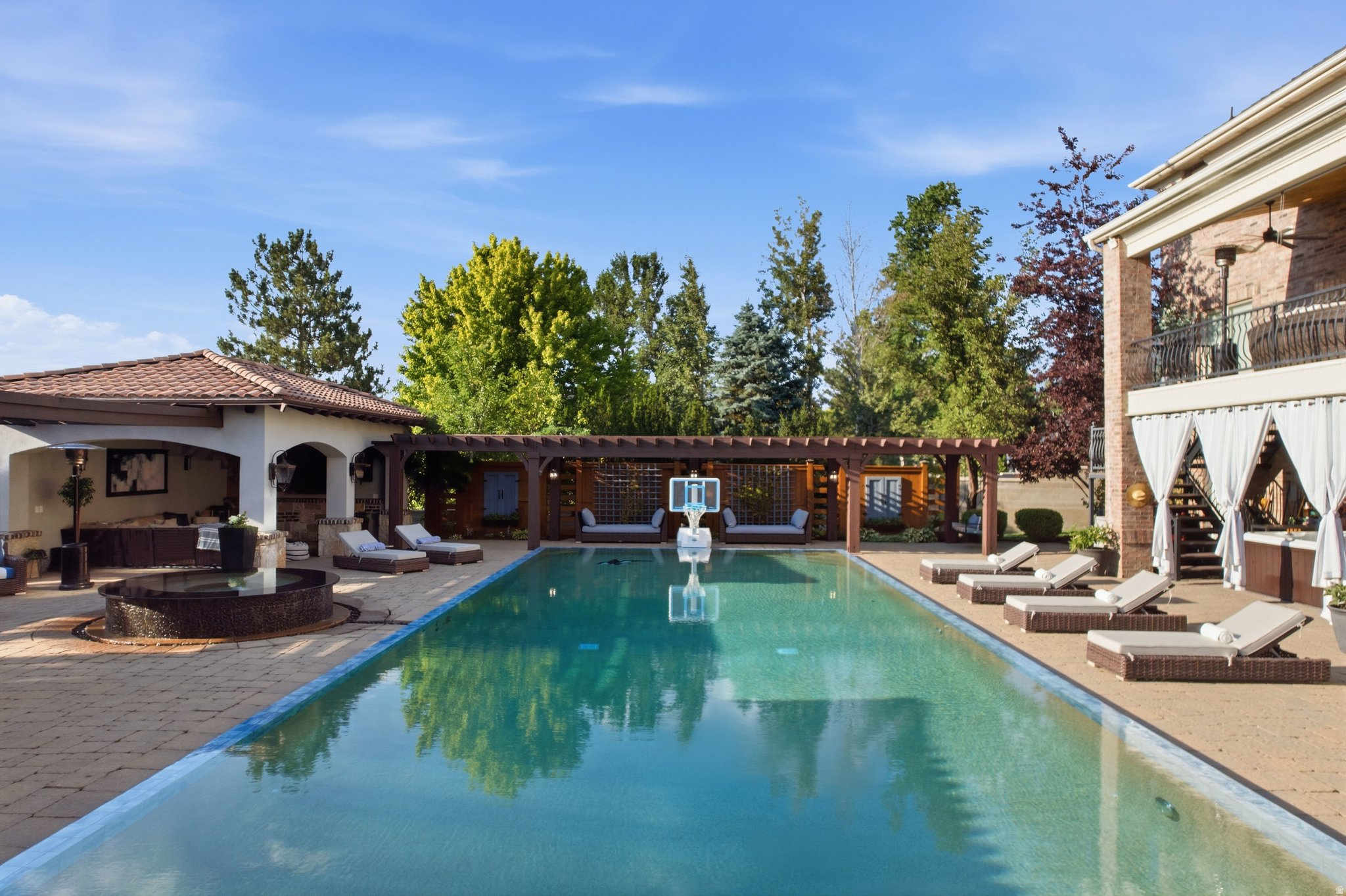 main property photo 133