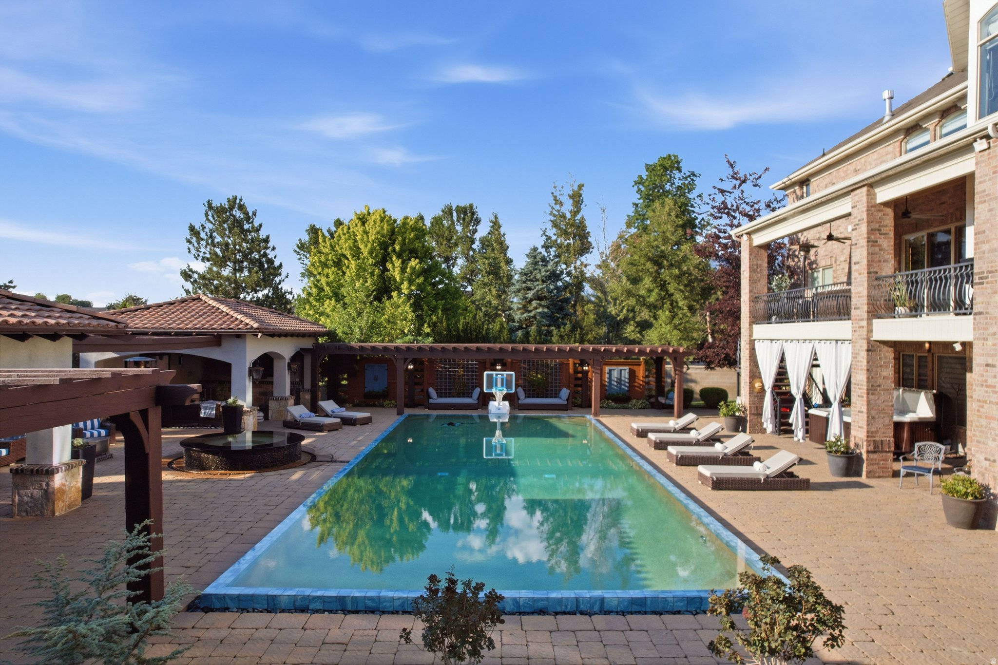 main property photo 134