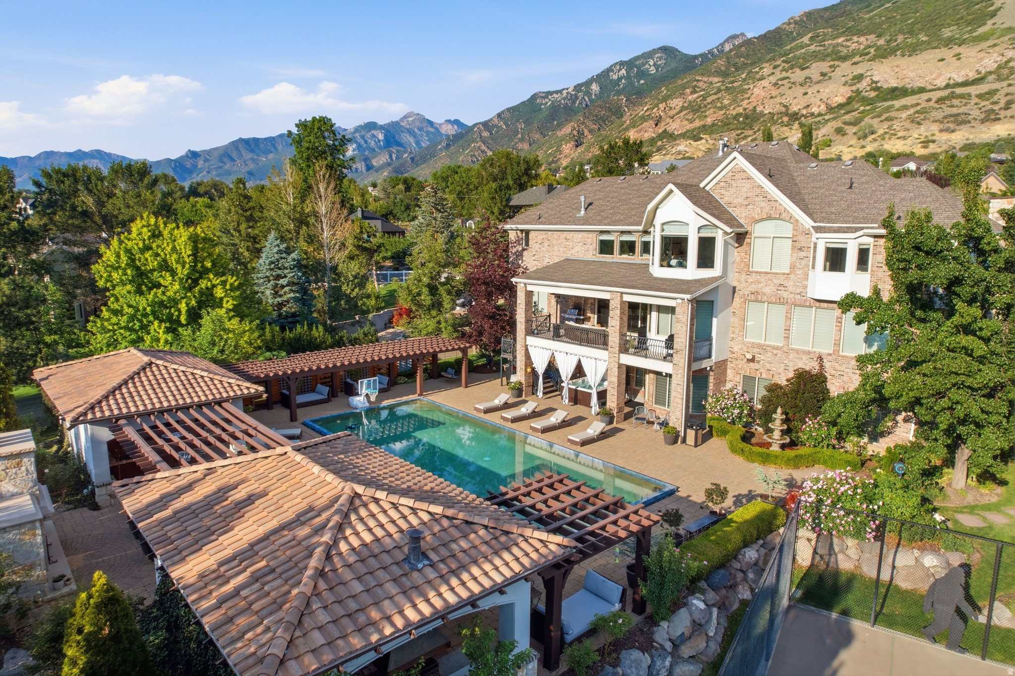 main property photo 140